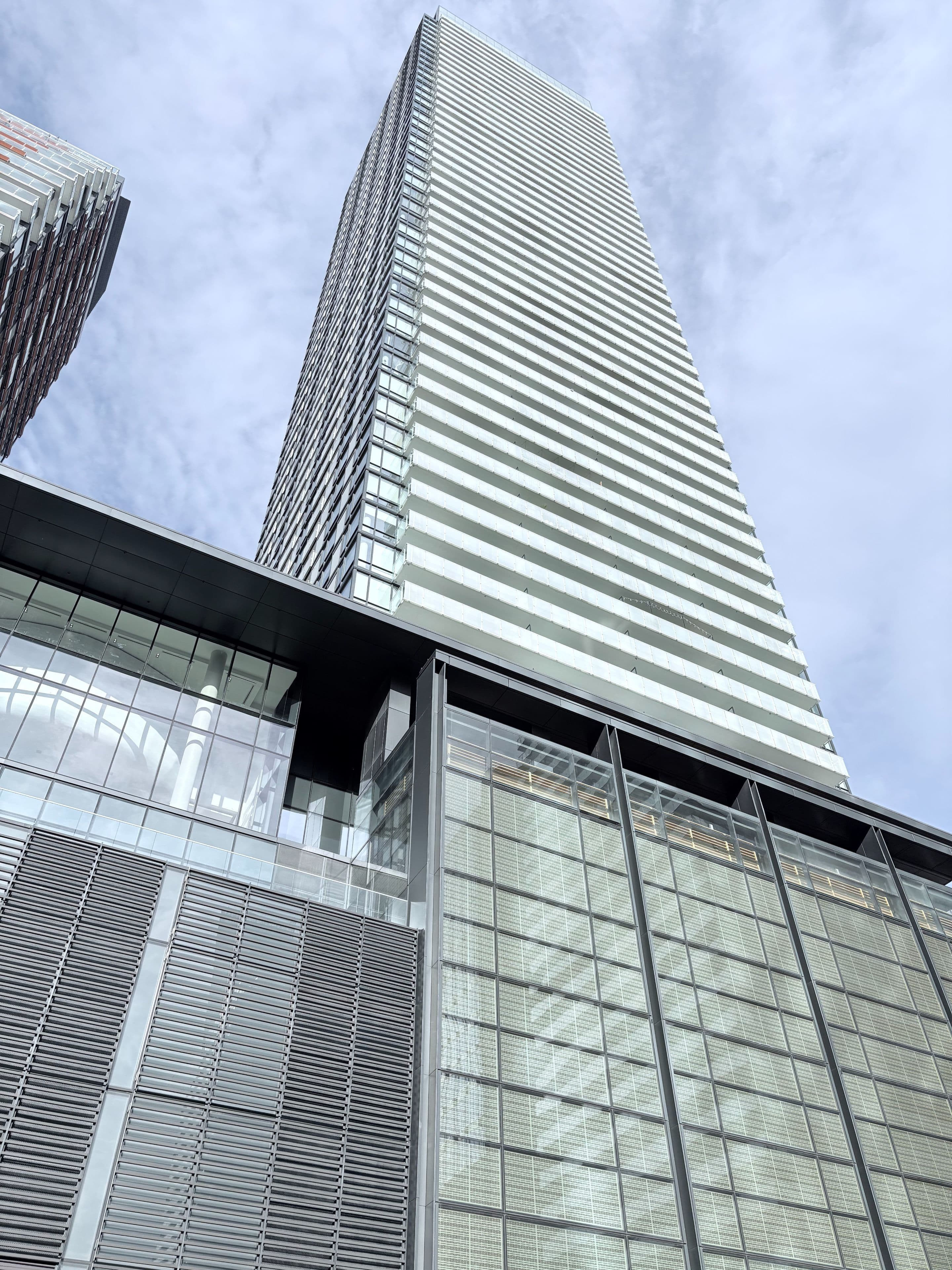 501 Yonge Street Unit 2001, Toronto C08