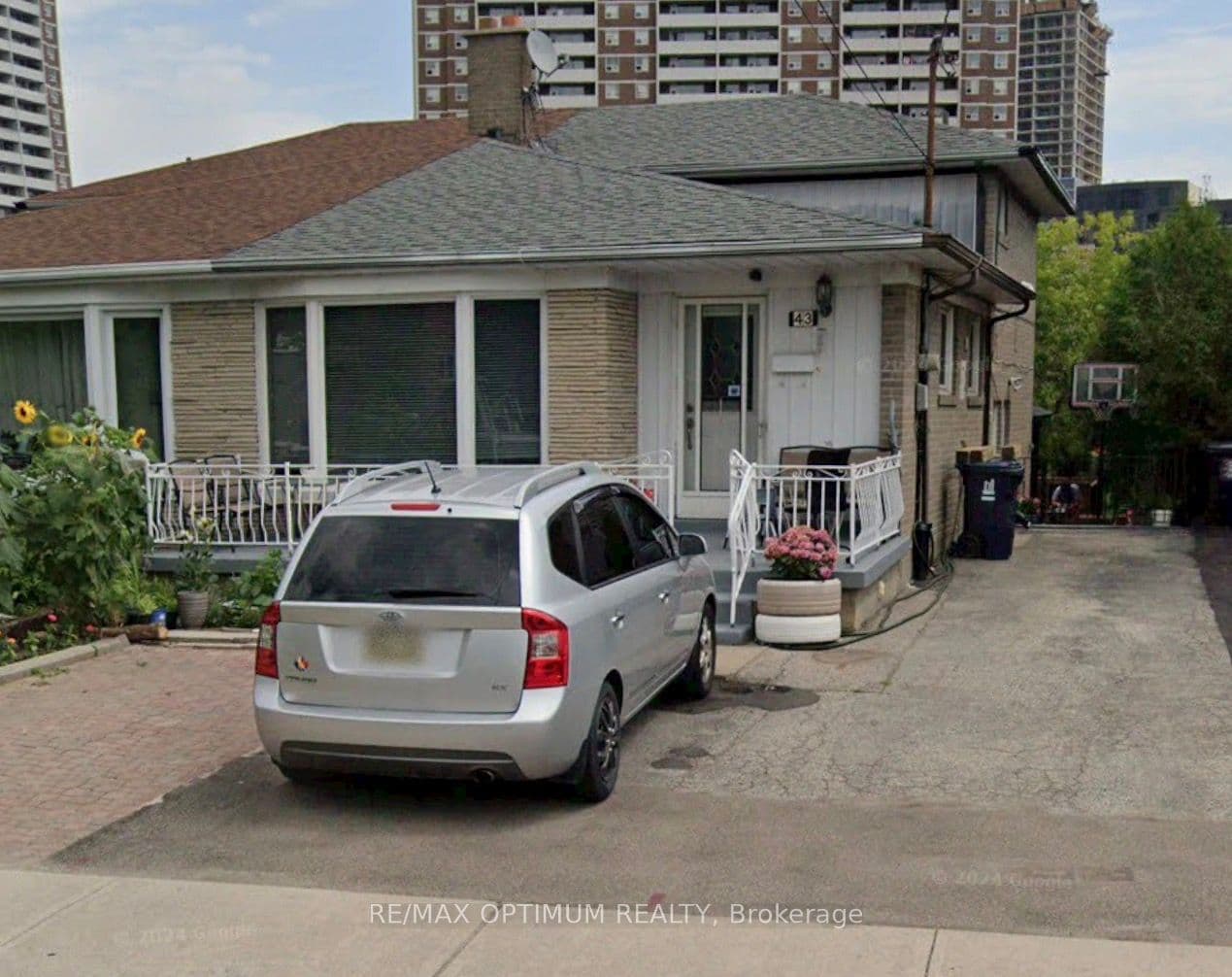 43 Lindylou Road, Toronto W05