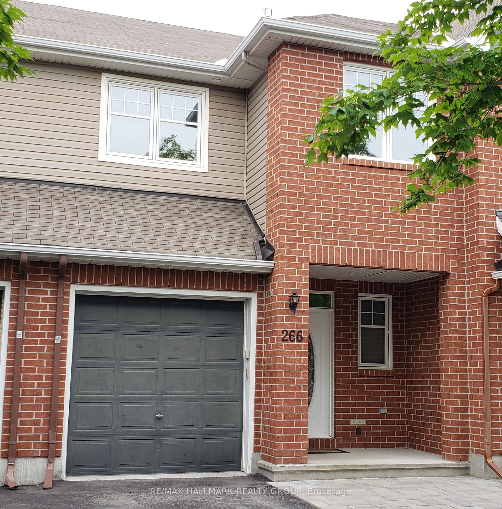 266 Horseshoe Crescent, Stittsville - Munster - Richmond