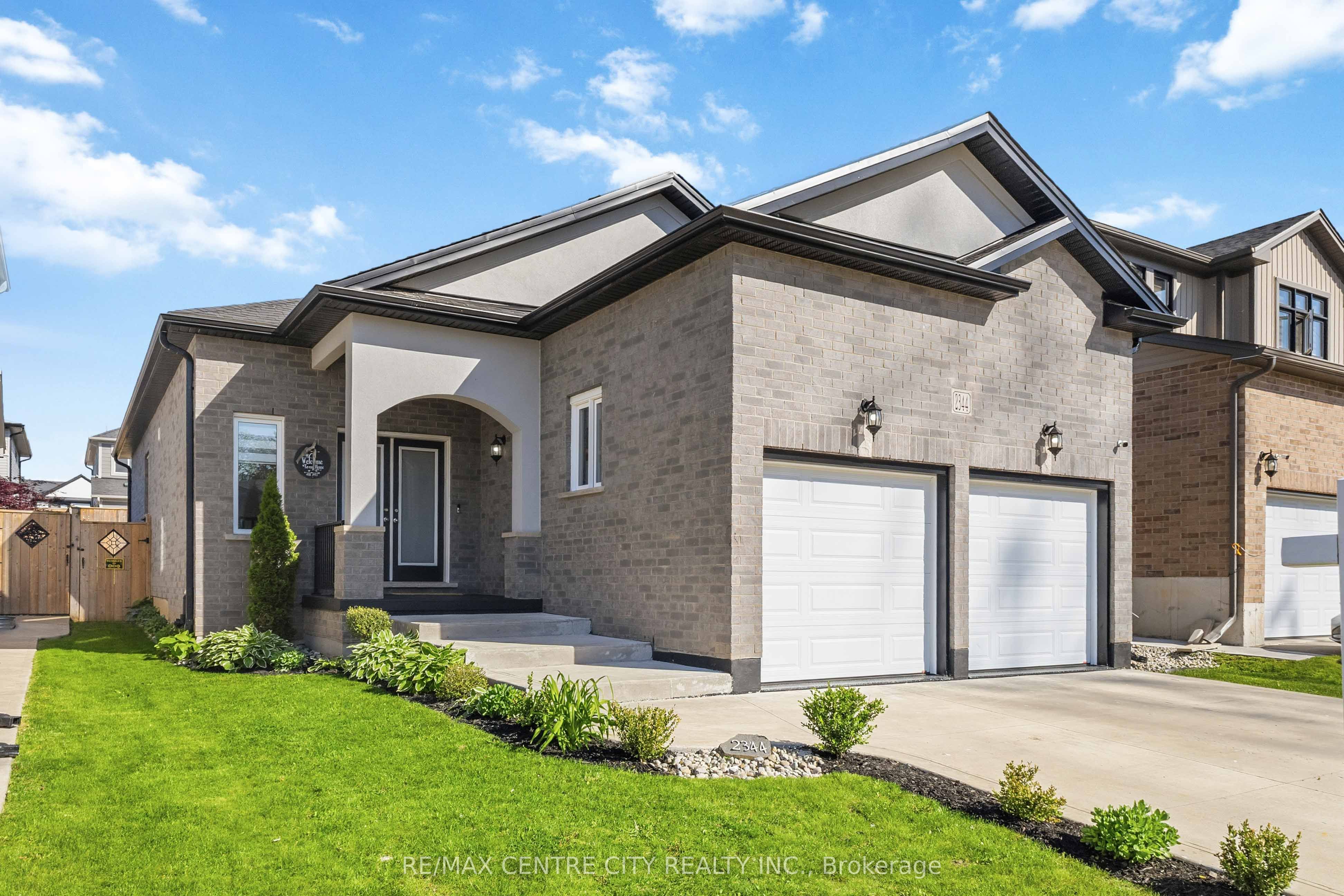 2344 Constance Avenue, London South