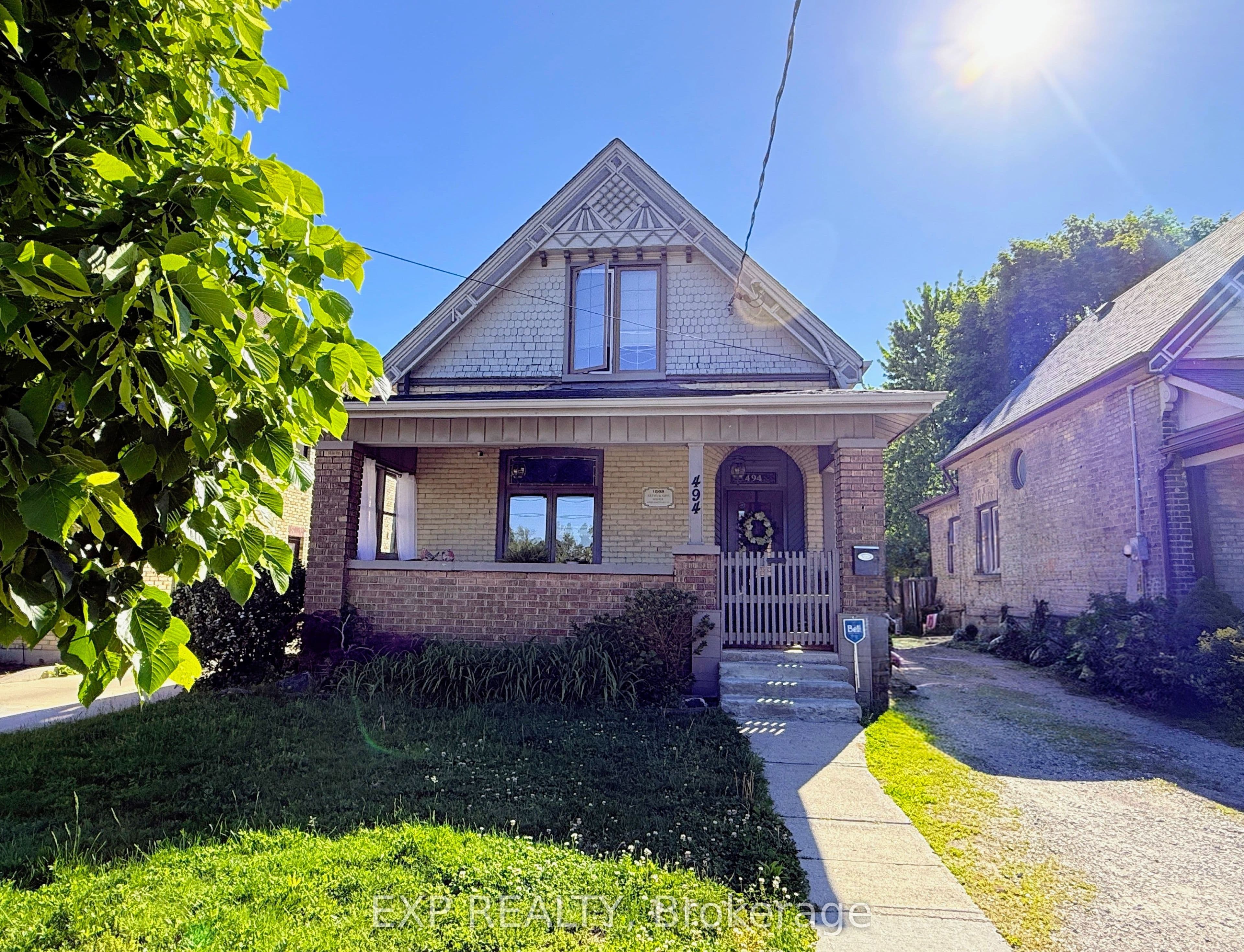 494 ENGLISH Street, London East