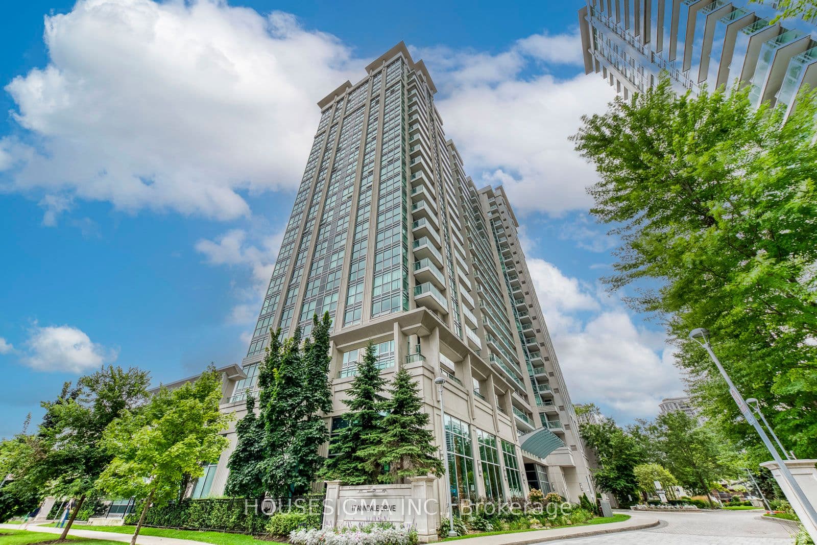 17 Anndale Drive Unit 308, Toronto C14