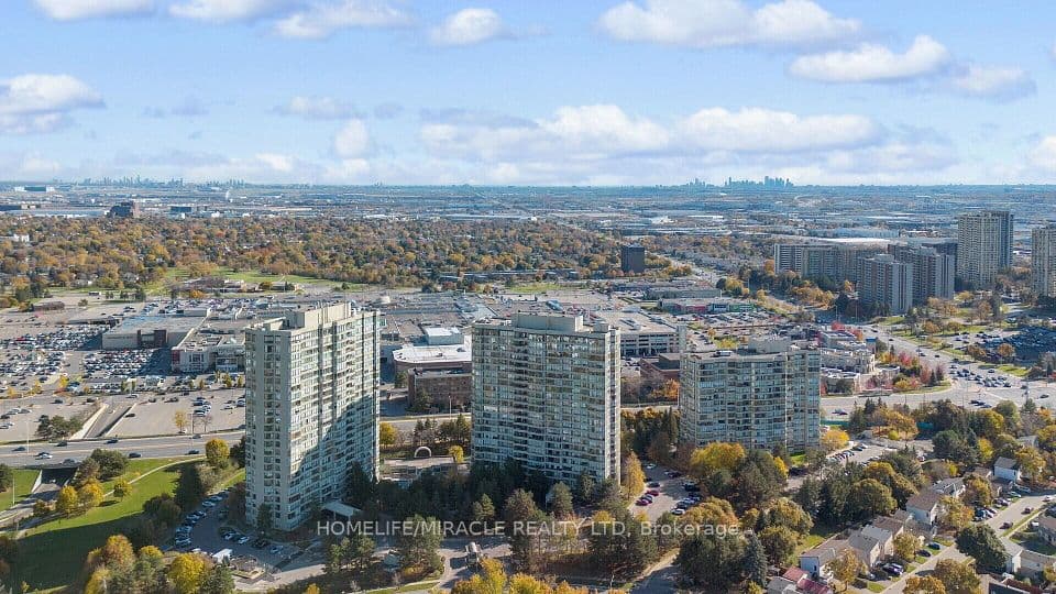 22 Hanover Road Unit 510, Brampton