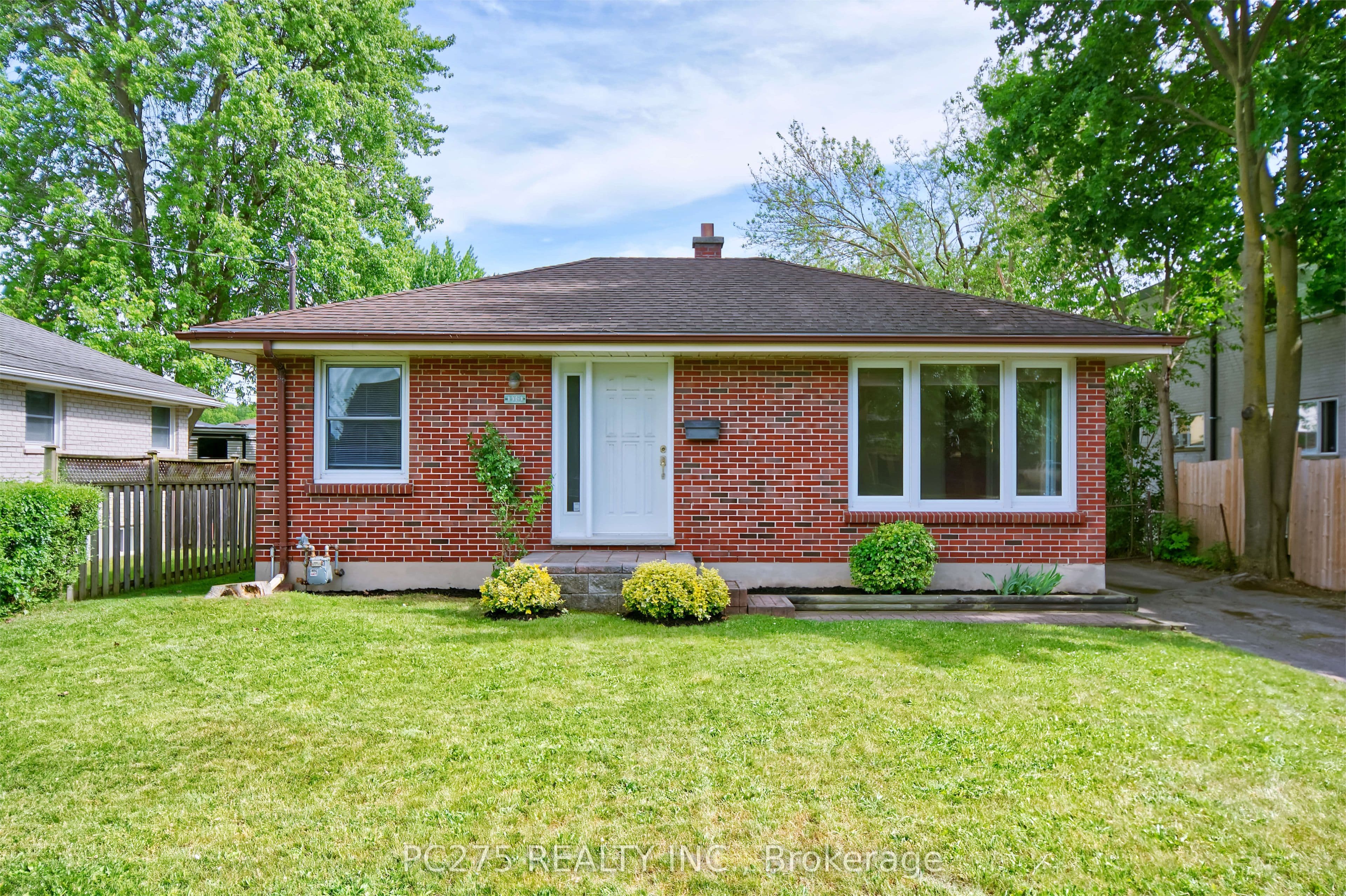 1461 Trafalgar Street, London East