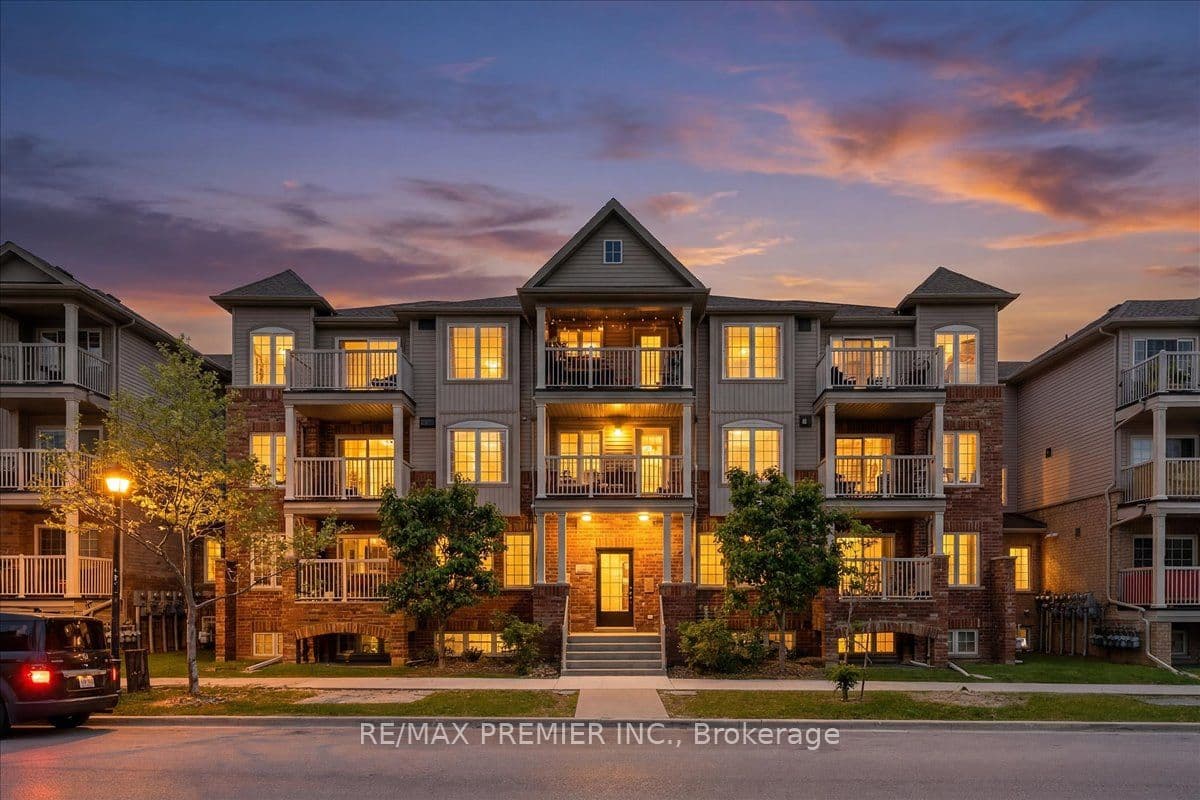 141 Isaac Devins Boulevard Unit 8, Toronto W05