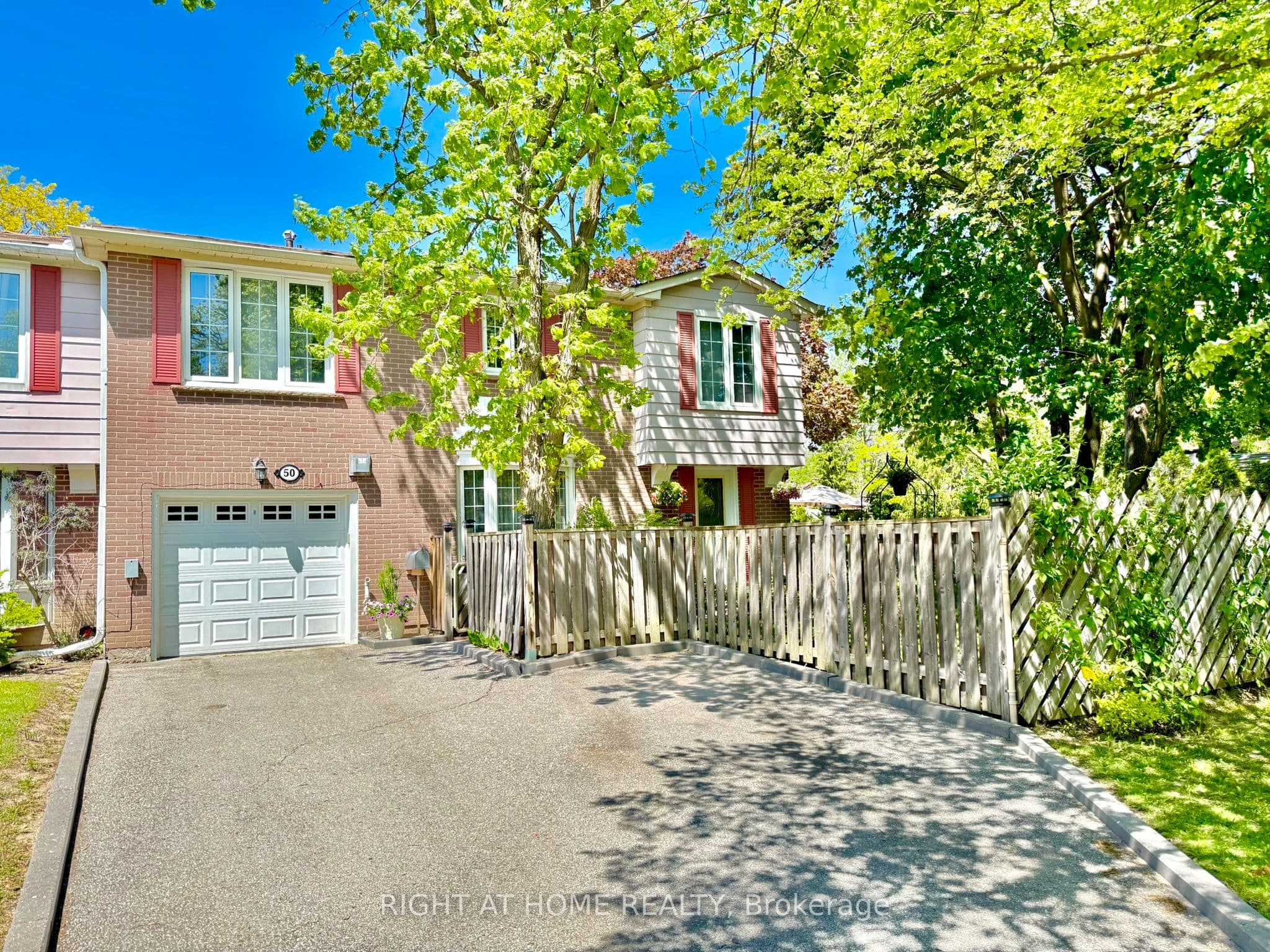 50 Rathfon Crescent, Richmond Hill