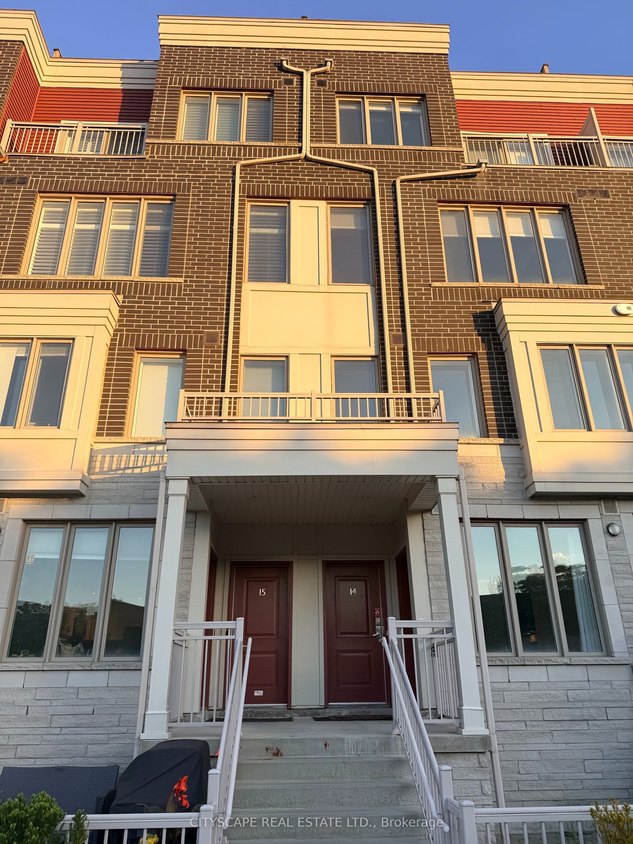 145 Long Branch Avenue, Toronto W06