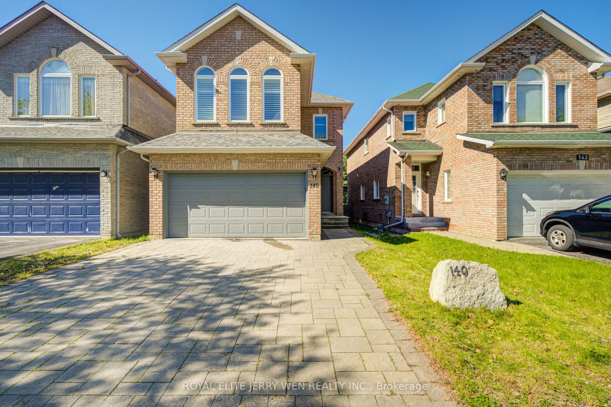 140 Frank Endean Road, Richmond Hill