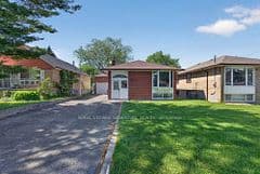 126 Trinnell Boulevard, Toronto E04