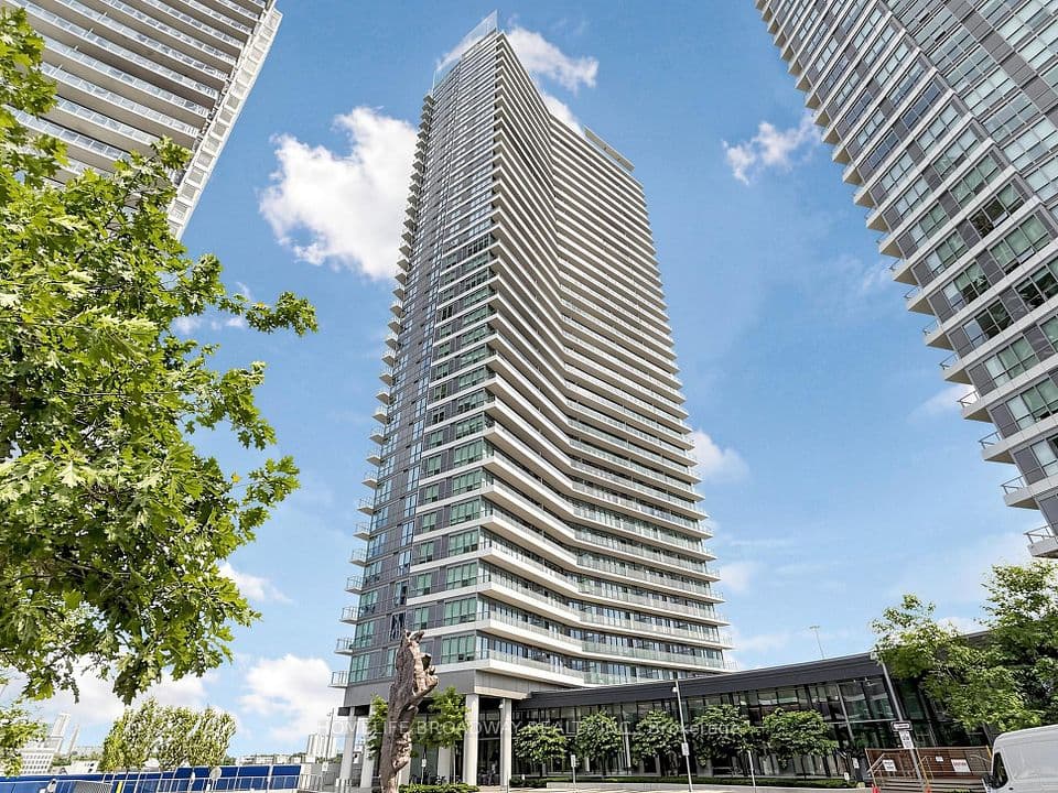 117 Mcmahon Drive Unit 1702, Toronto C15