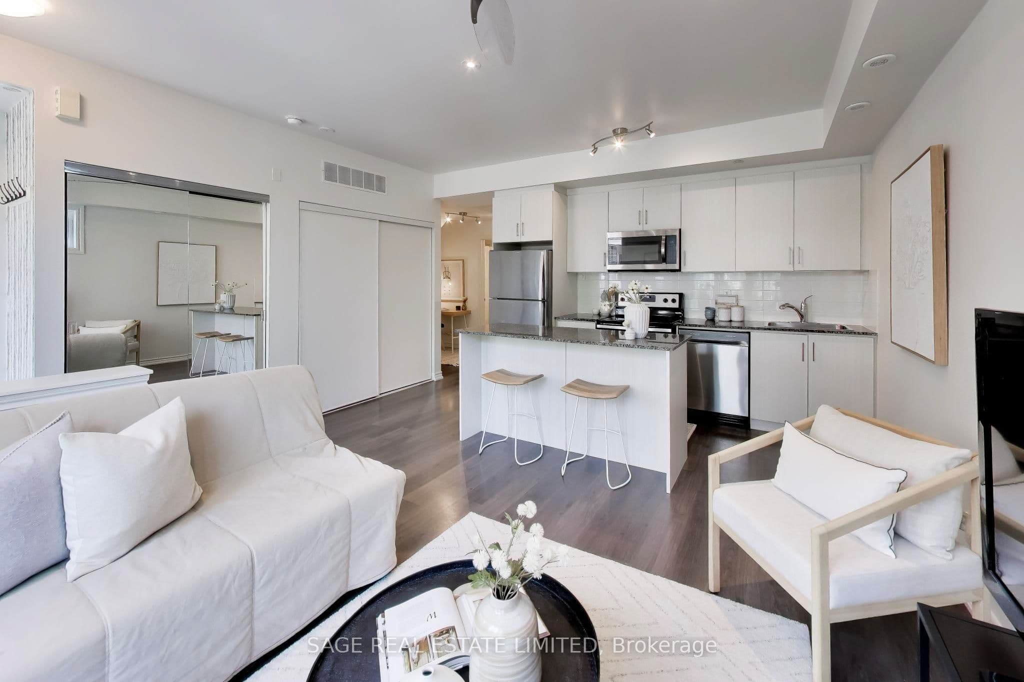 130 Long Branch Avenue Unit 2, Toronto W06