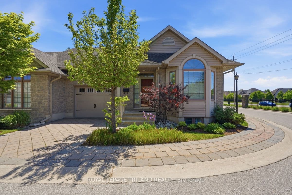 2295 Kains Road Unit 53, London South