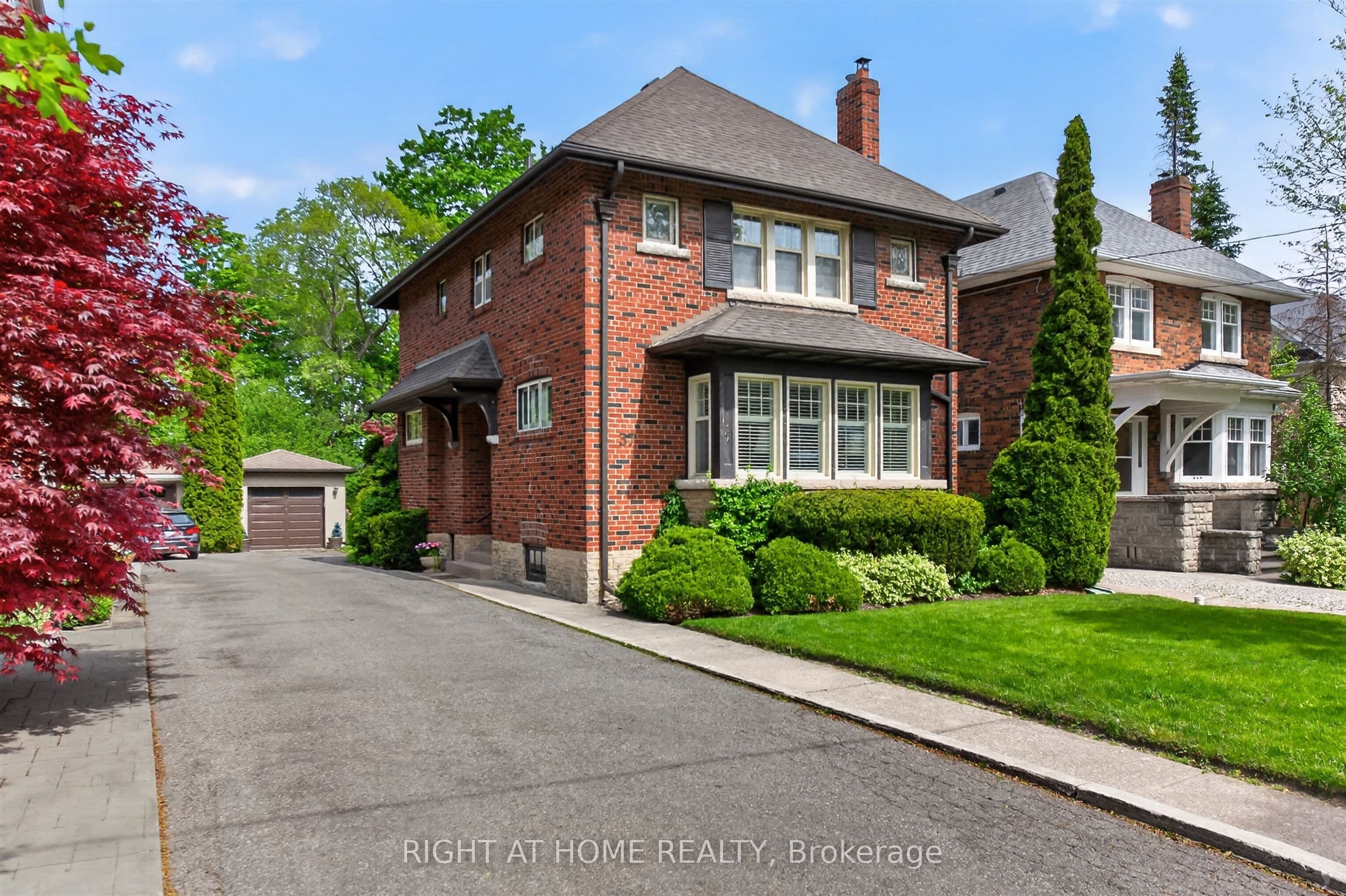 37 Heather Street, Toronto C04