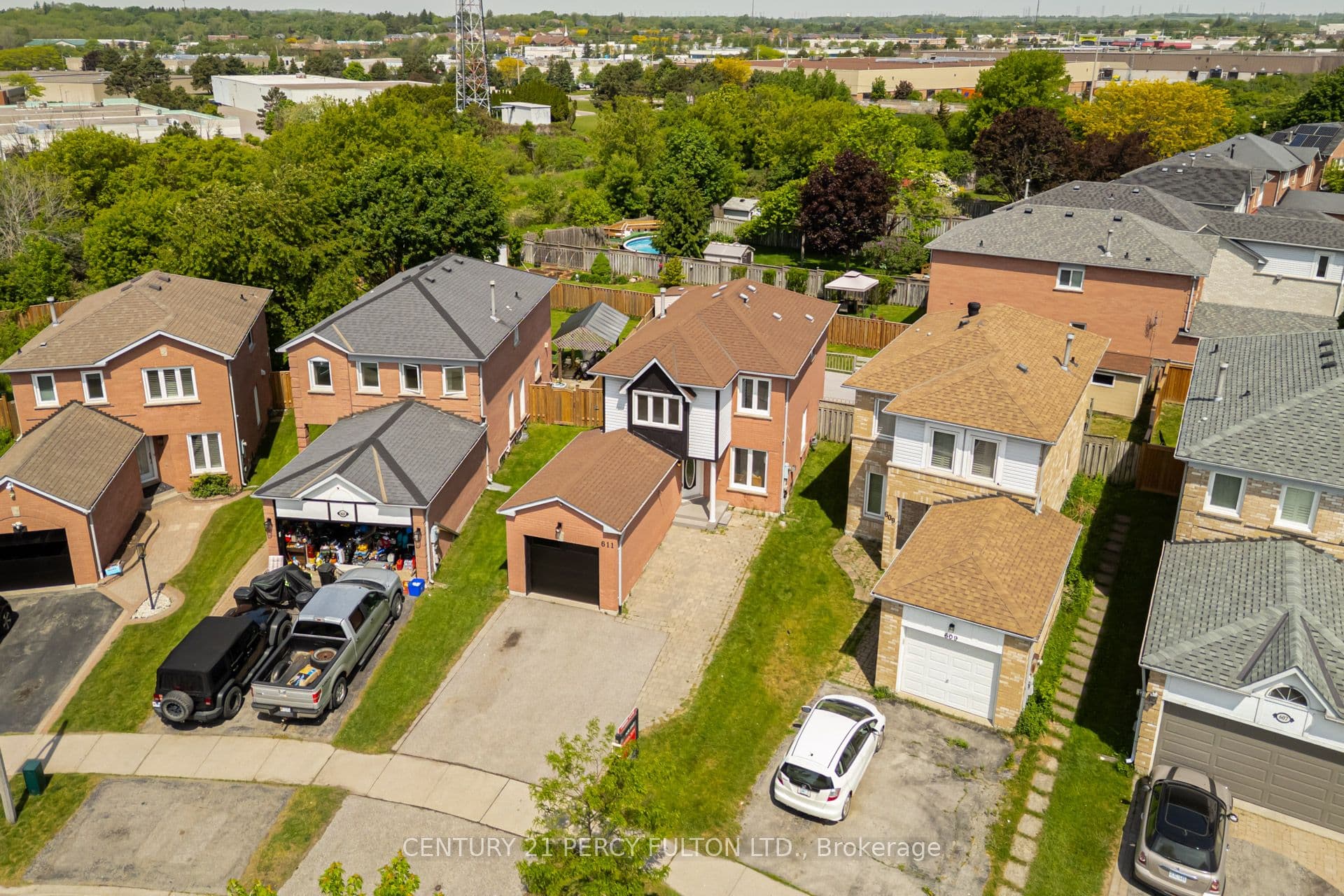 611 Atwood Crescent, Pickering