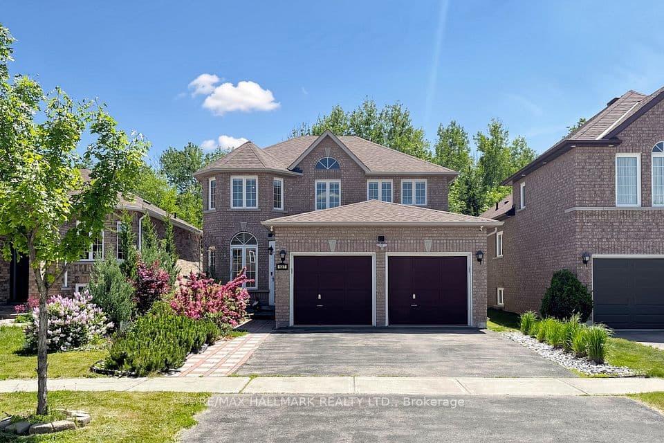 127 Humberland Drive, Richmond Hill