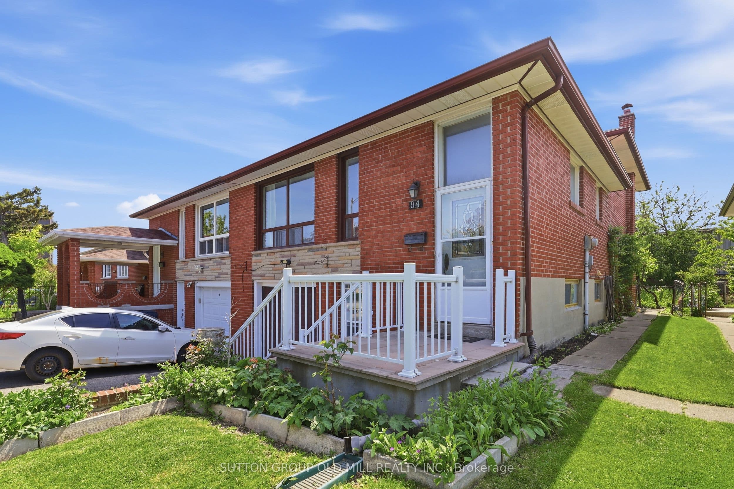 94 Muirhead Road, Toronto C15