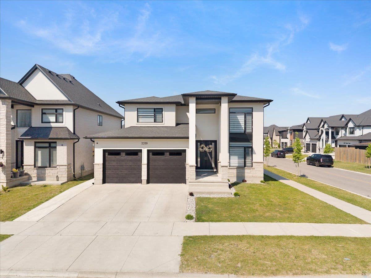 3359 REGIMENT Road, London South