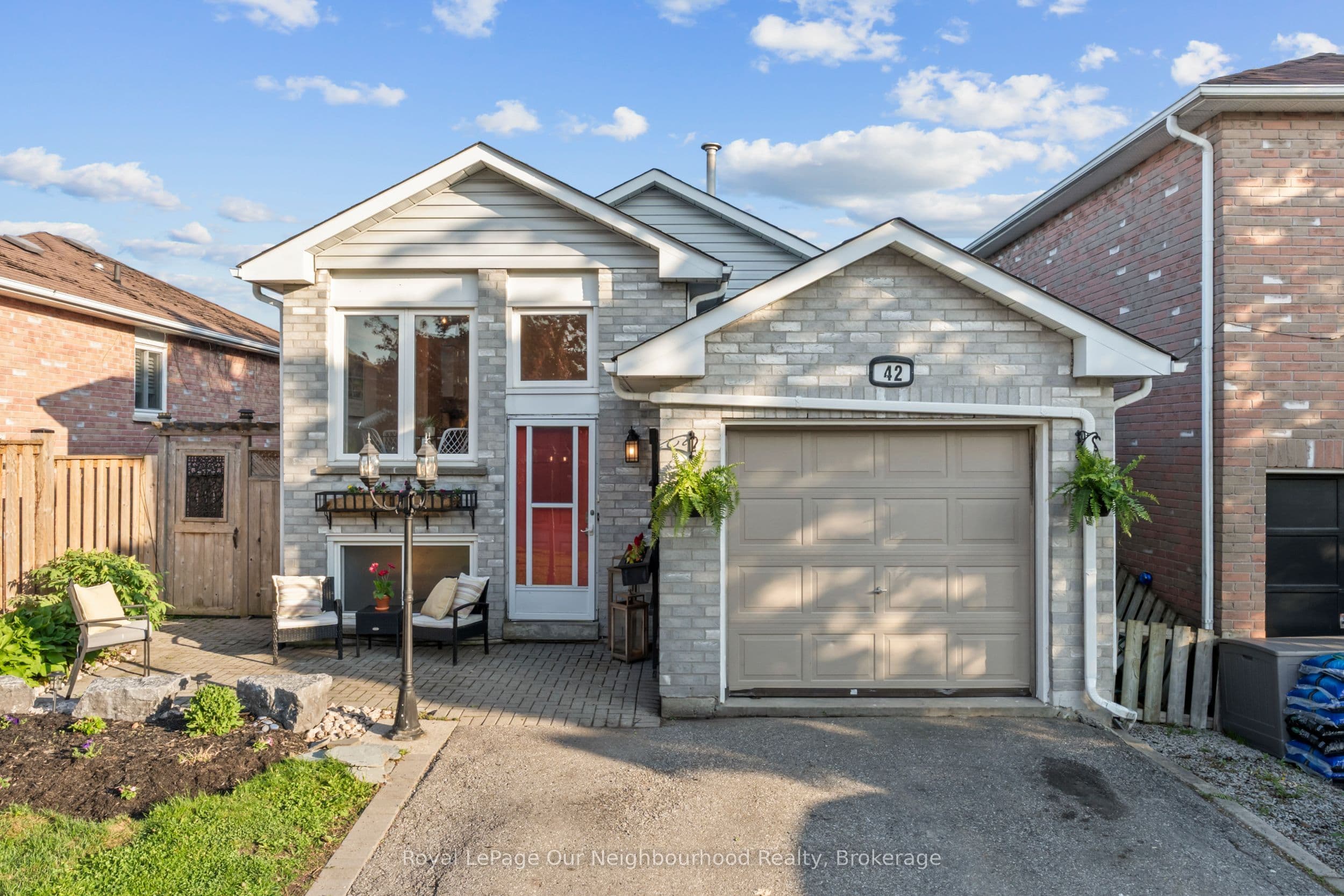 42 Glanville Crescent, Clarington