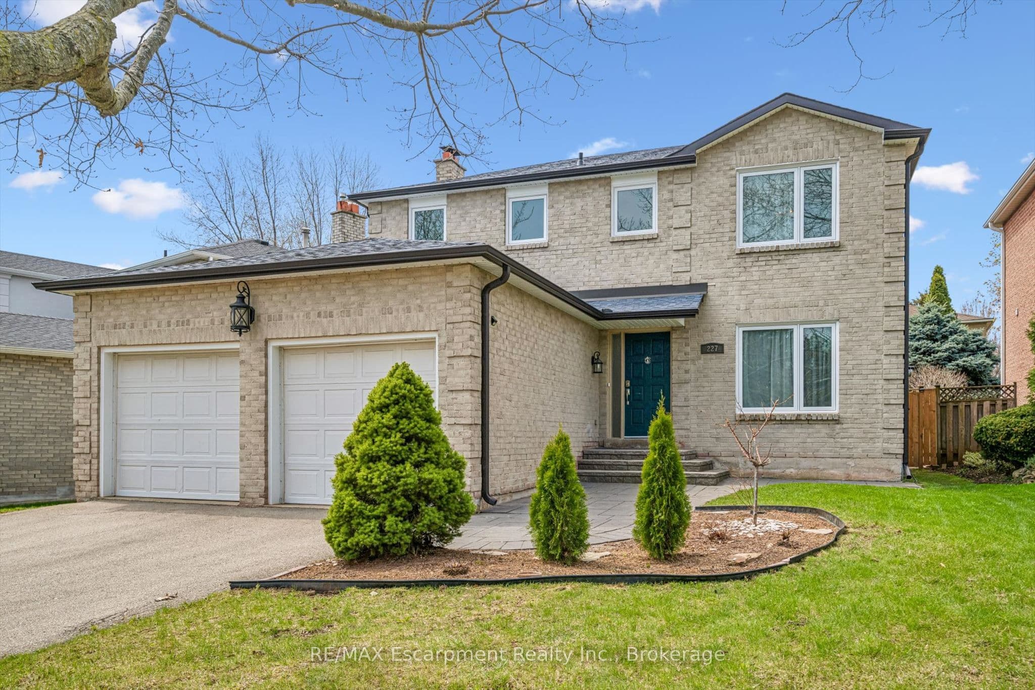227 Martindale Avenue, Oakville
