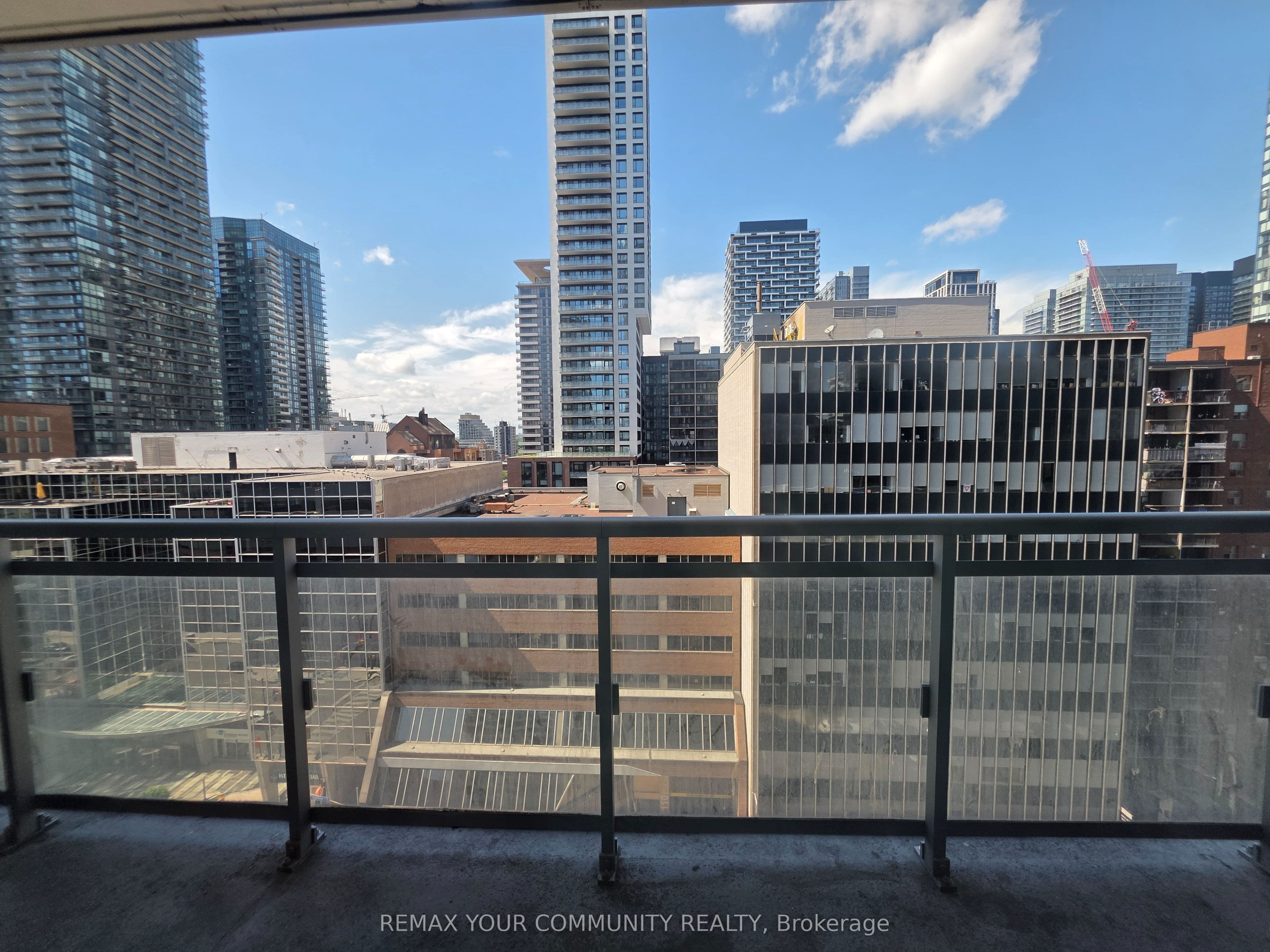 89 Dunfield Avenue Unit 1004, Toronto C10