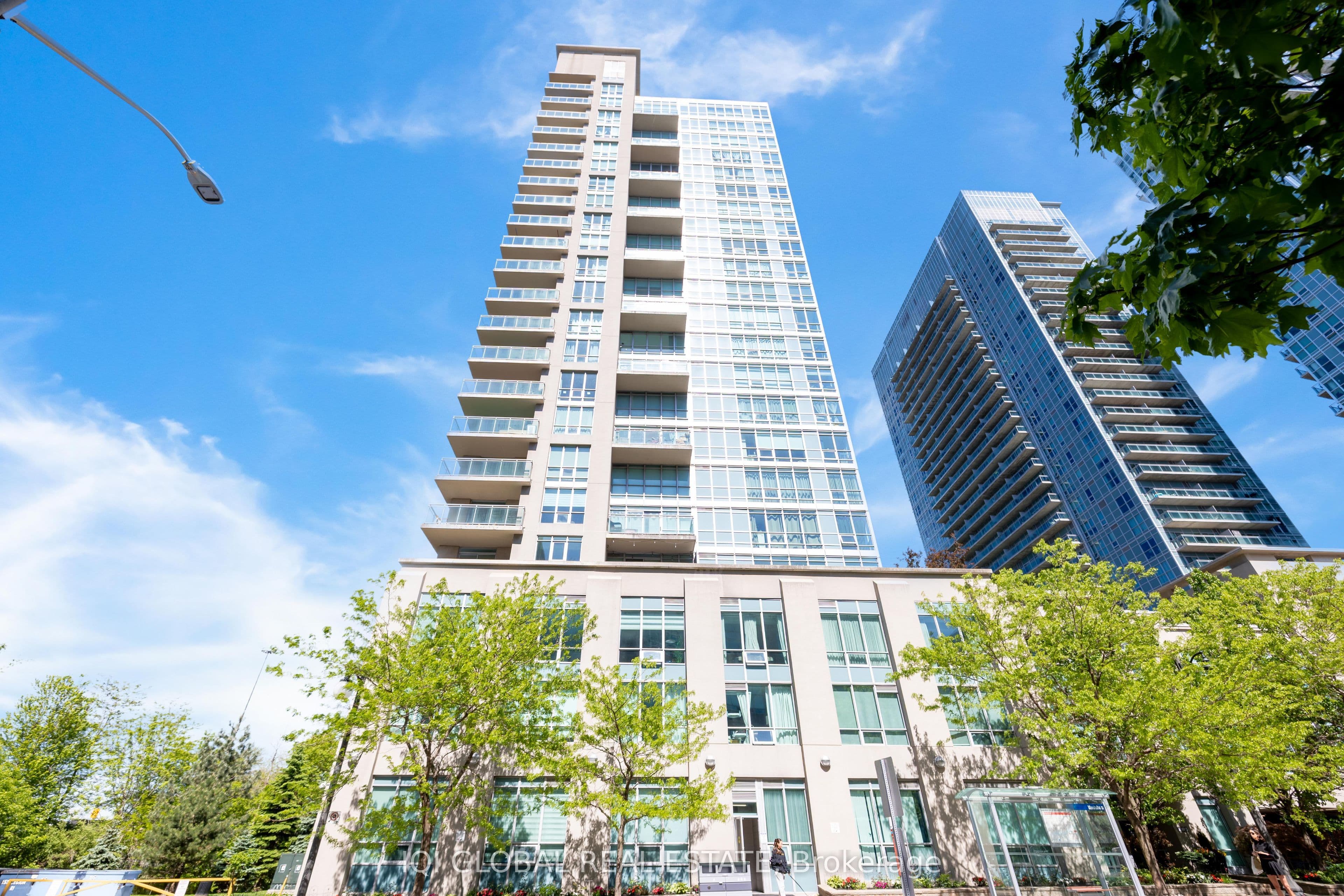 185 Legion Road Unit 1808, Toronto W06