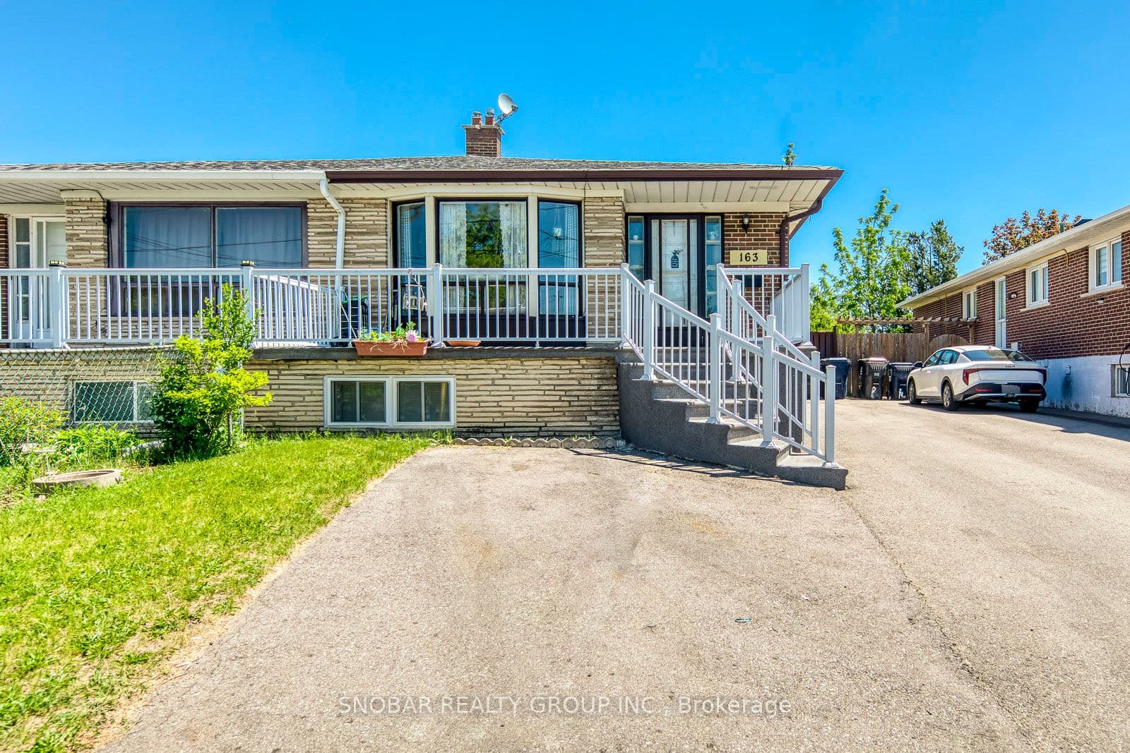 163 Gracedale Boulevard, Toronto W05
