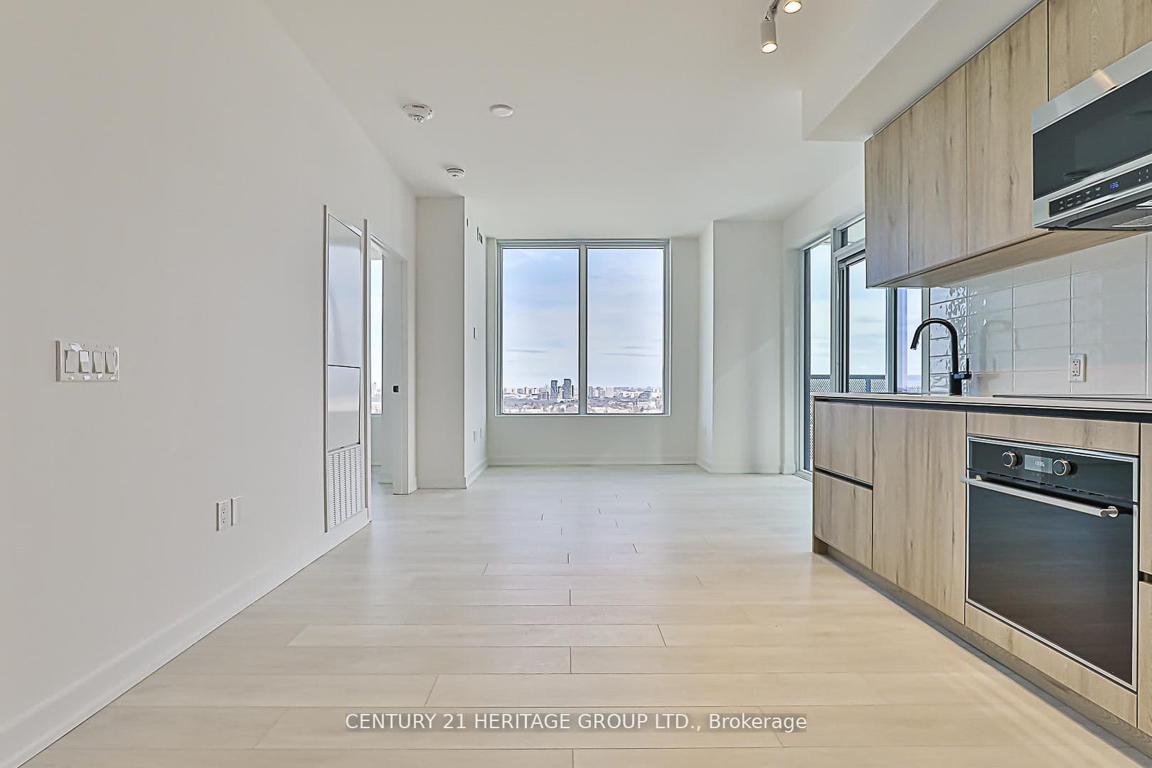 117 Broadway Avenue Unit 2311, Toronto C10