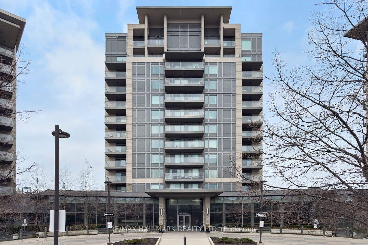 253 South Park Road Unit 308, Markham