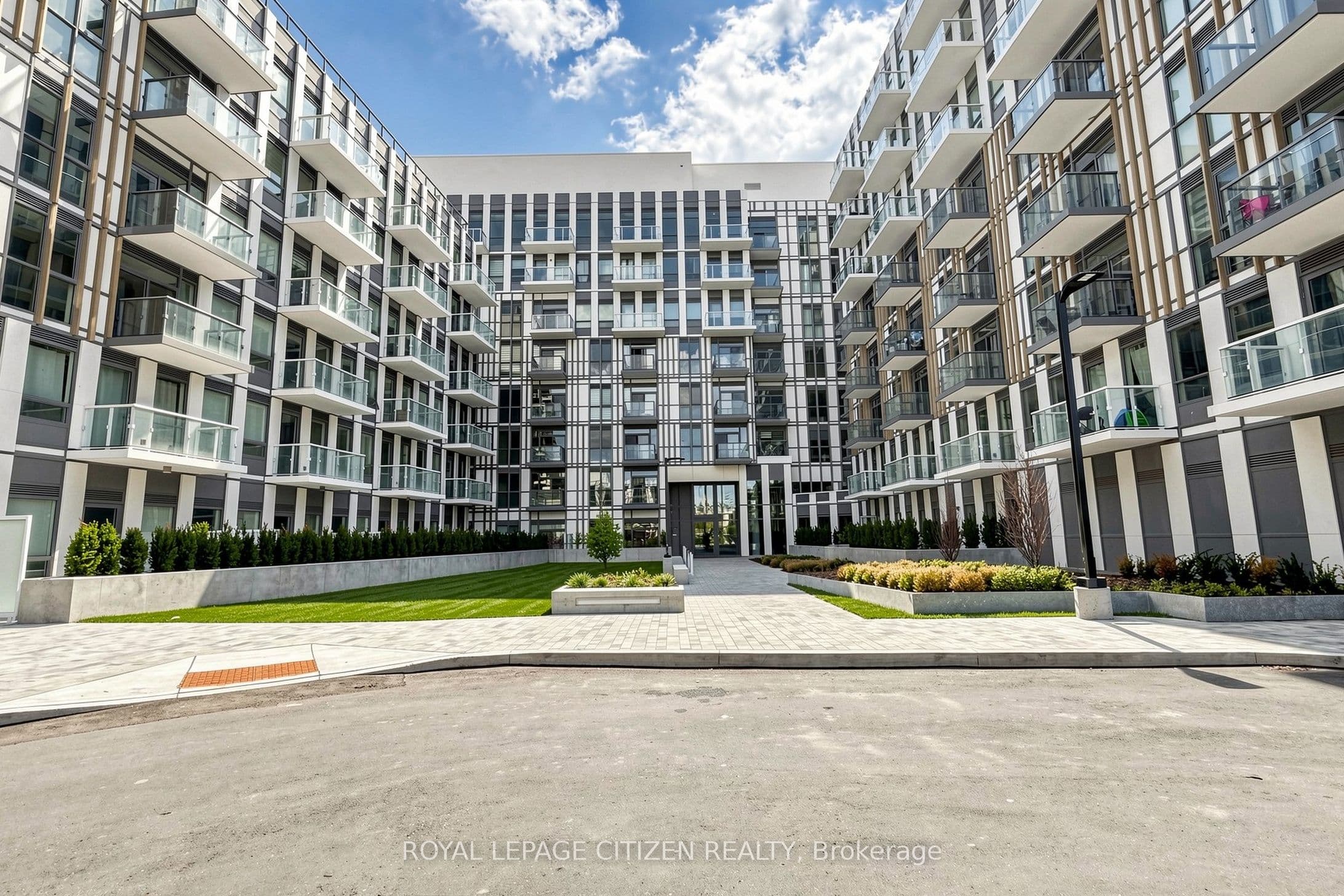1005 Dundas Street E Unit 347, Oakville
