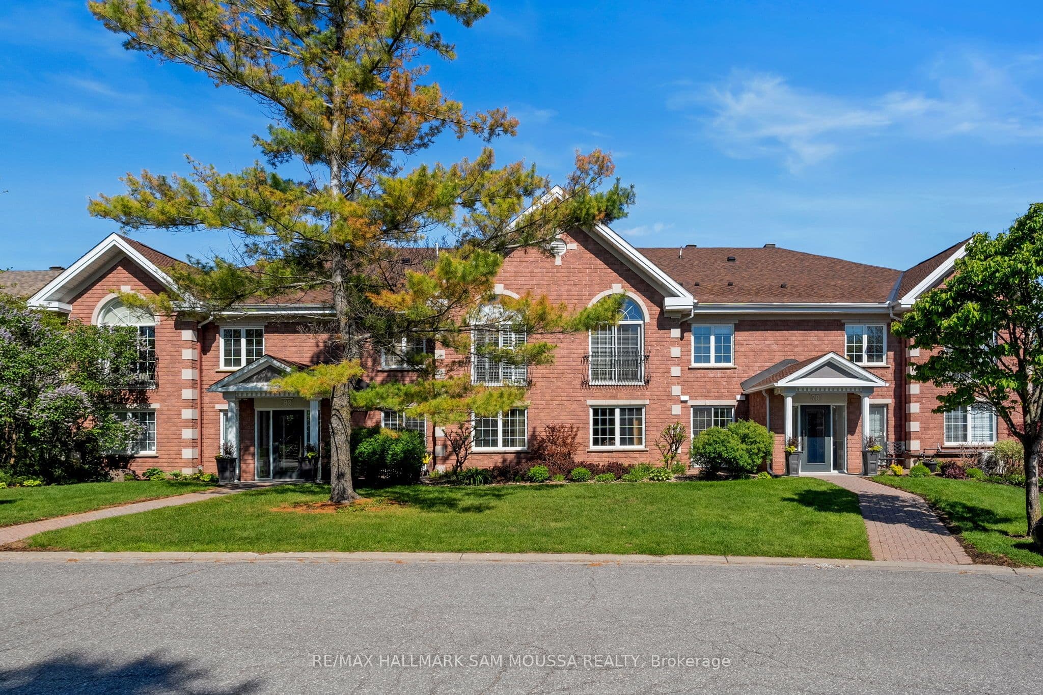 70 Robson Court Unit 1C, Kanata