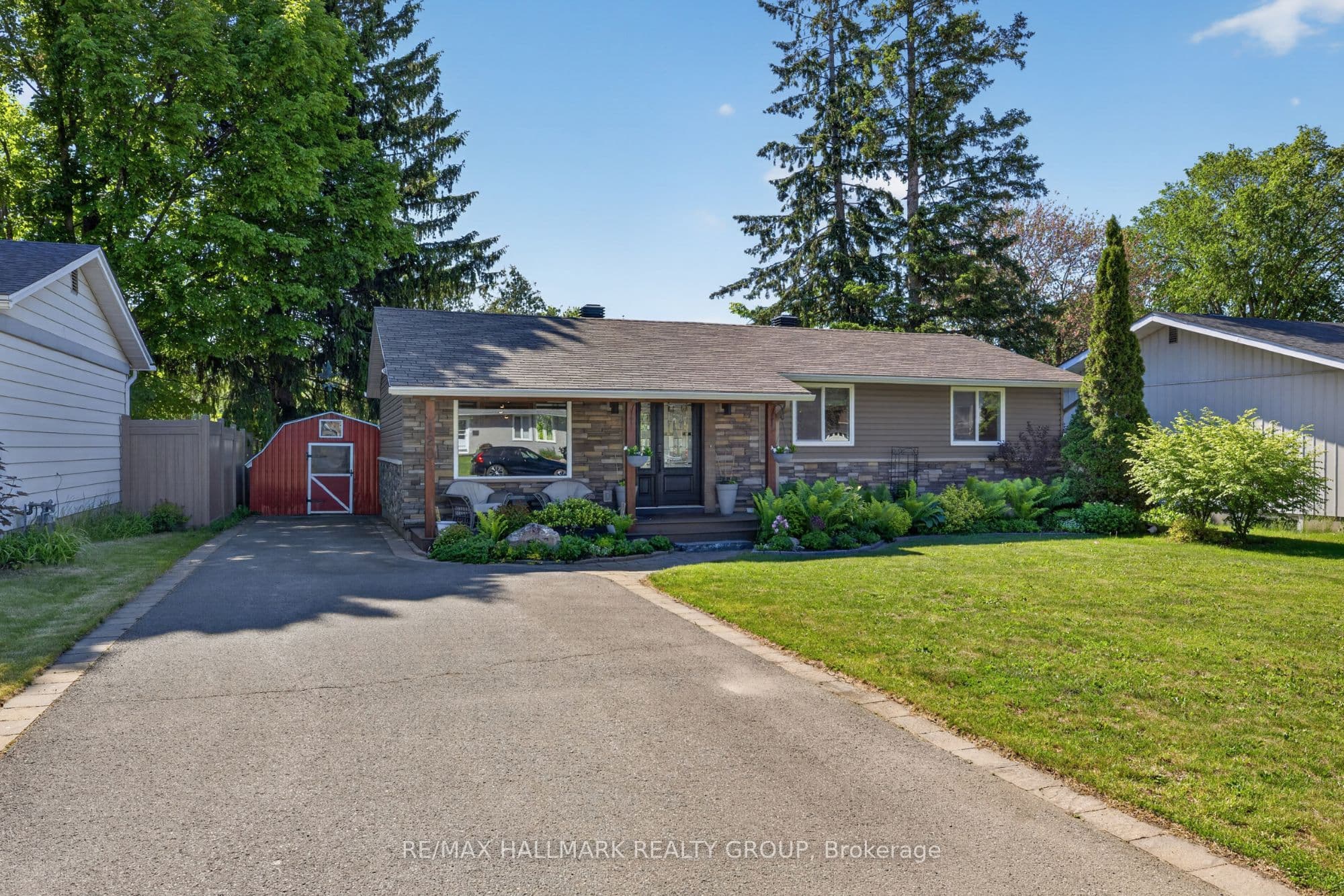 120 ABBEYHILL Drive, Kanata