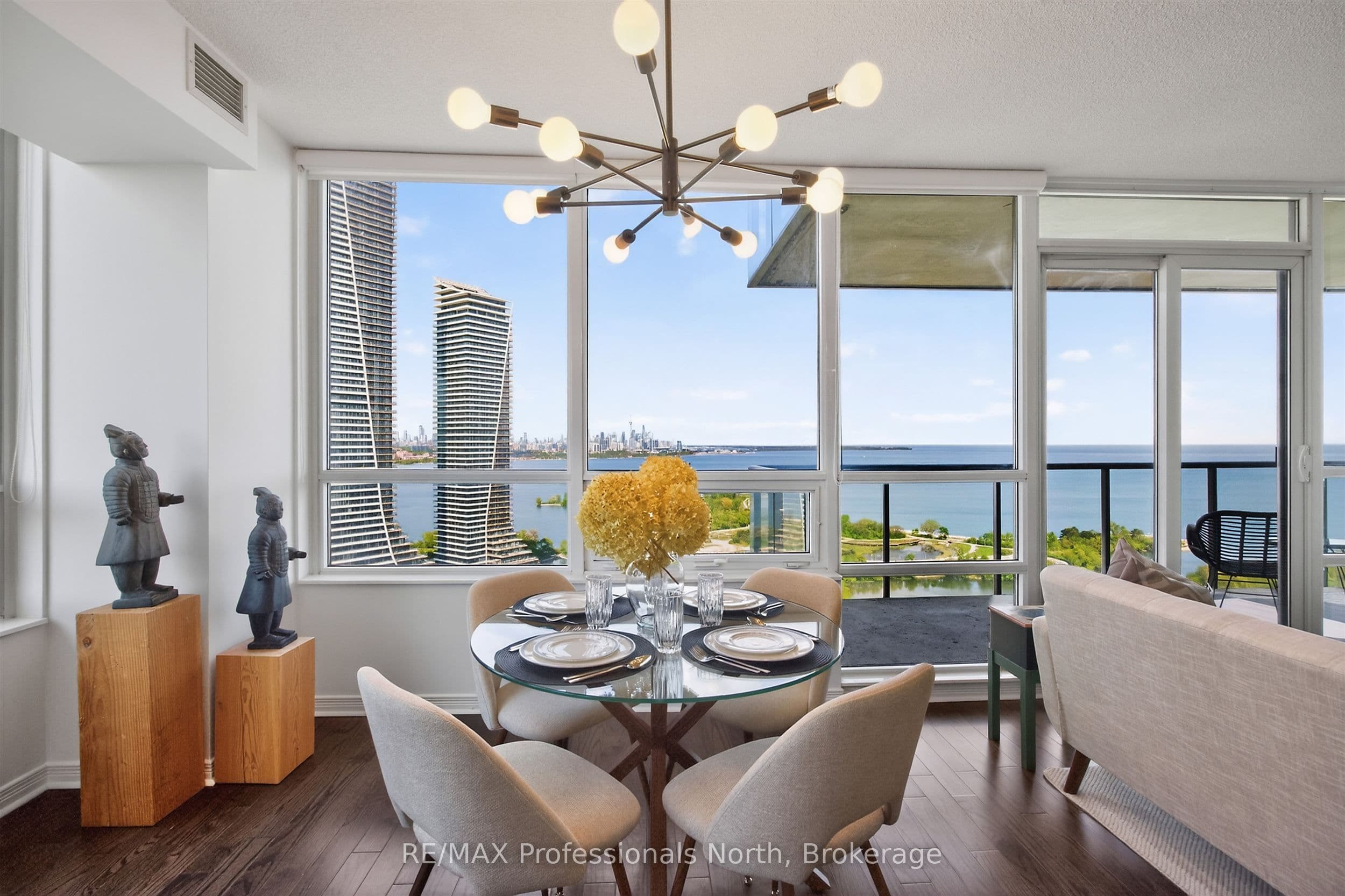 2230 Lake Shore Boulevard W Unit 3106, Toronto W06
