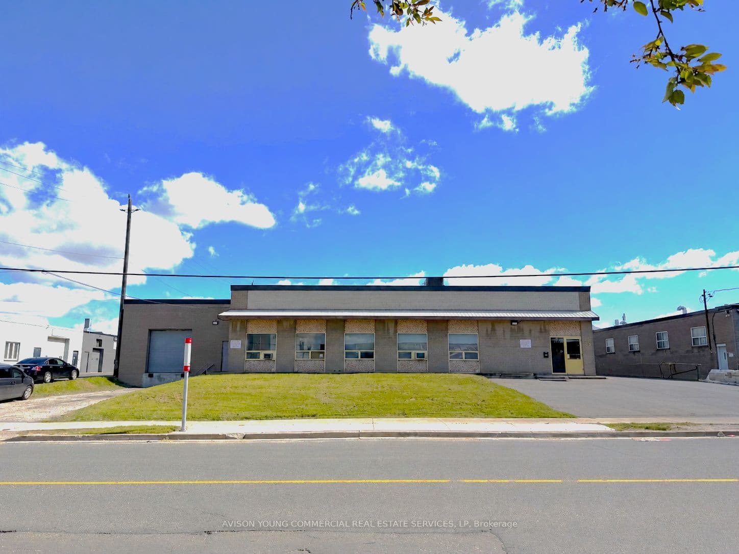 55 Milvan Drive, Toronto W05