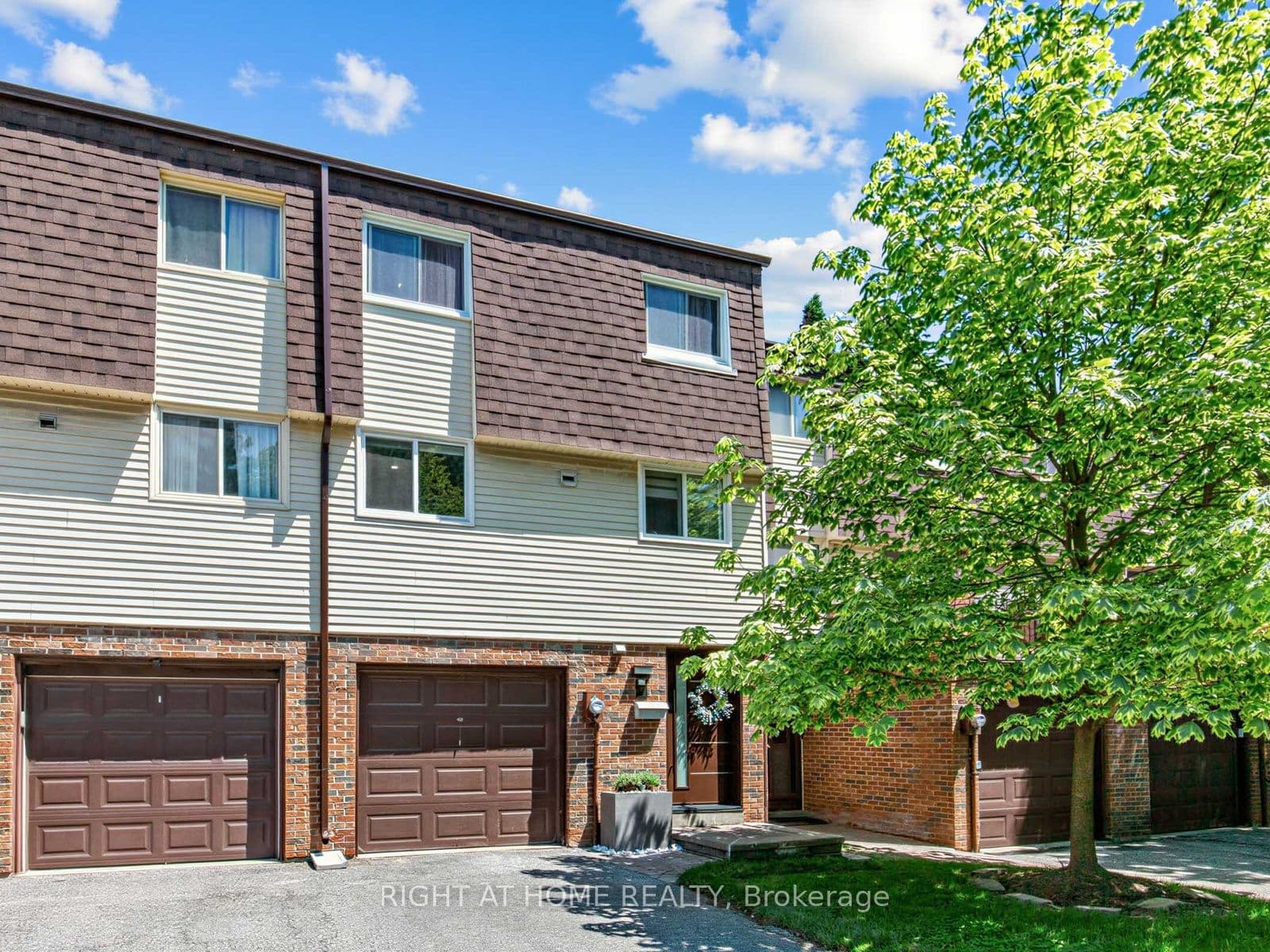 100 Jenny Wrenway N/A, Toronto C15