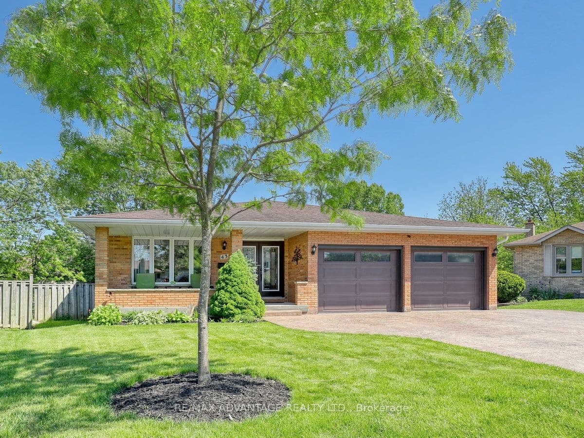 43 Lynngate Grove, London South