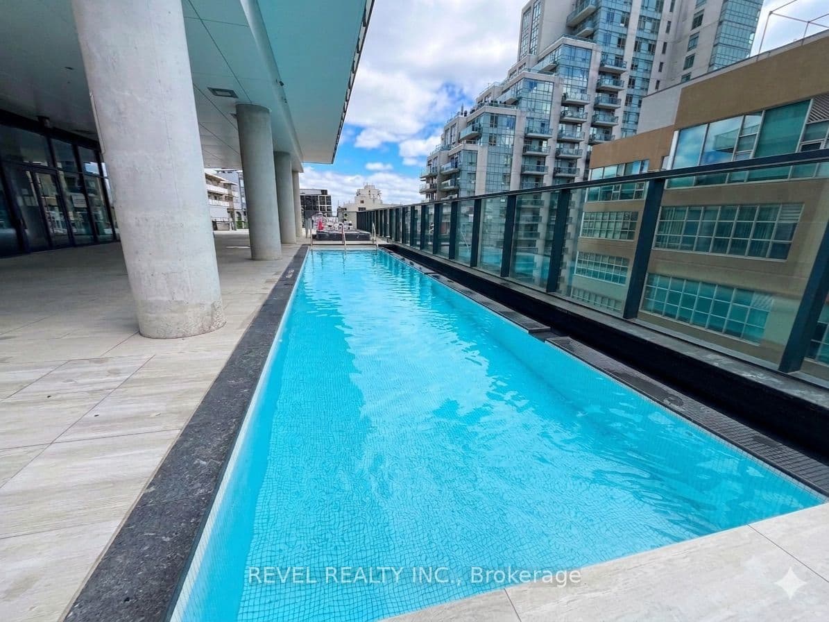 185 Roehampton Avenue Unit 609, Toronto C10