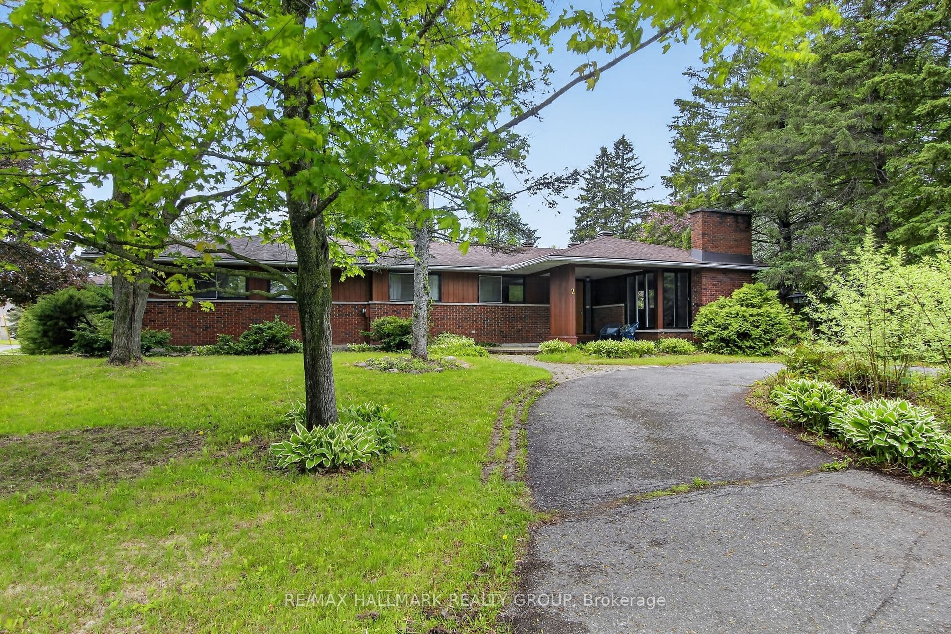 2 Birdstone Avenue, Stittsville - Munster - Richmond
