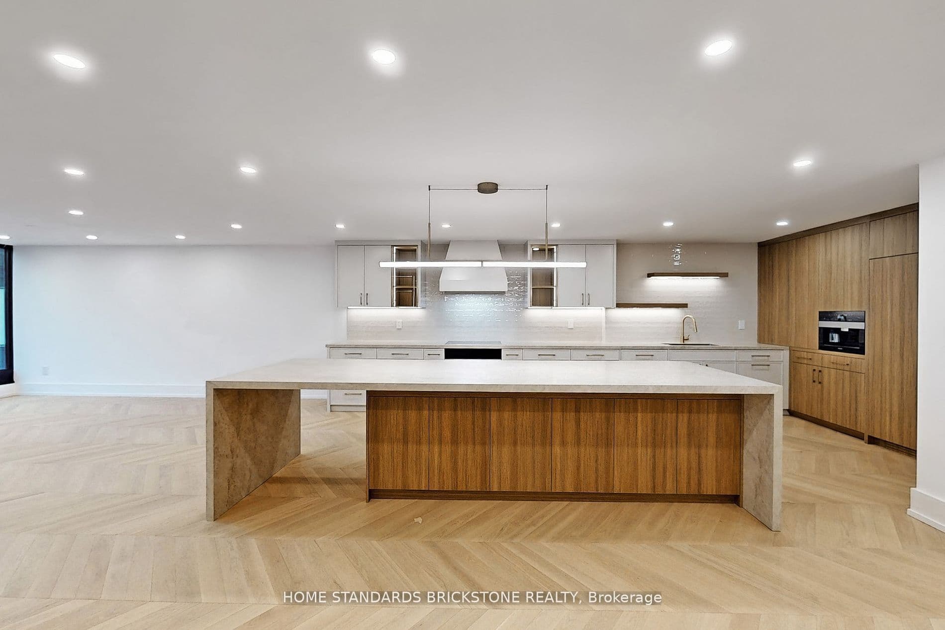 110 Bloor Street W Unit 1009, Toronto C02