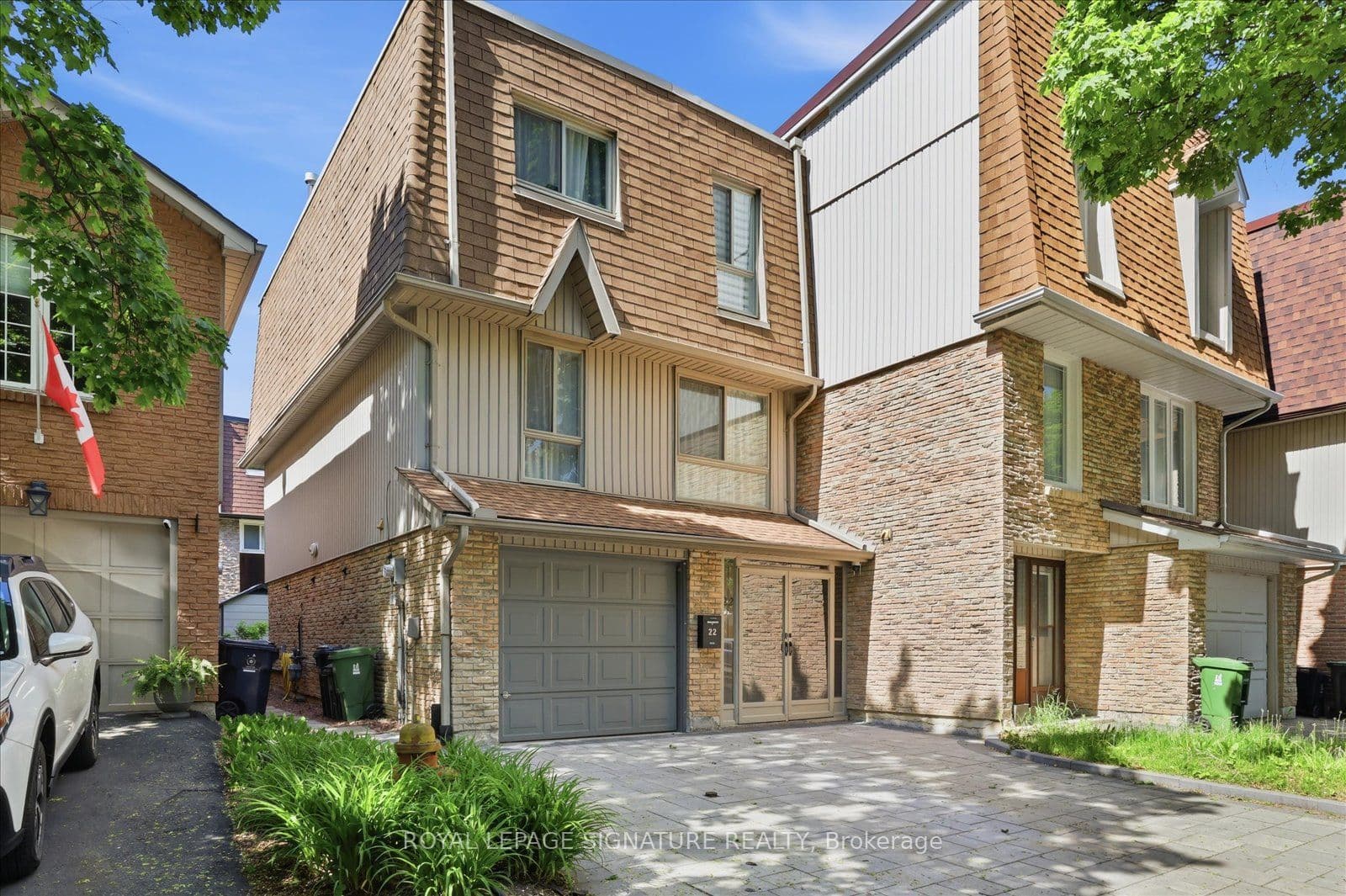 22 Snapdragon Drive, Toronto C15
