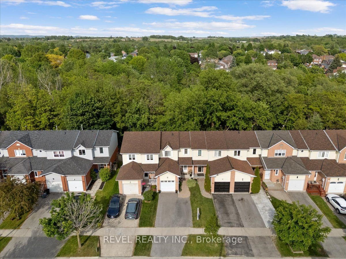 113 Galbraith Court, Clarington