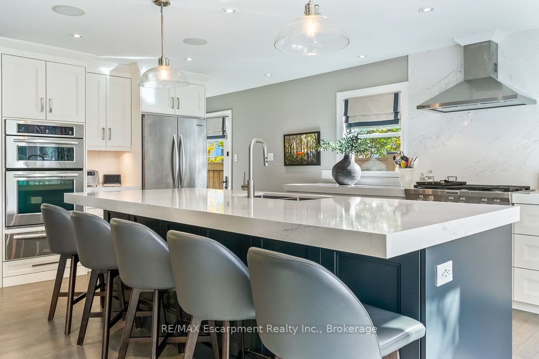278 Carolyn Drive, Oakville