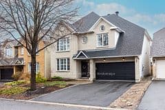 15 Whithorn Avenue, Kanata