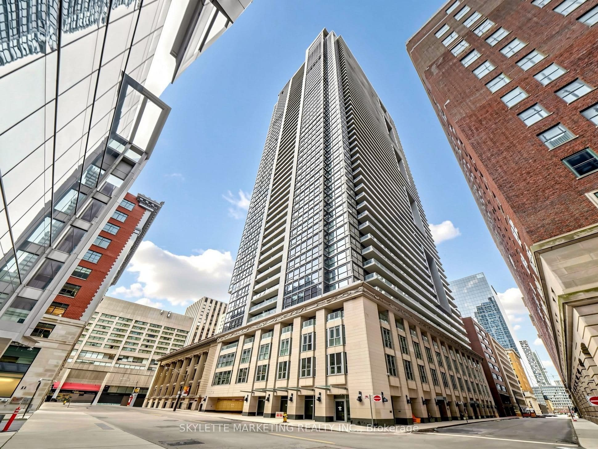 70 Temperance Street Unit 2307, Toronto C01