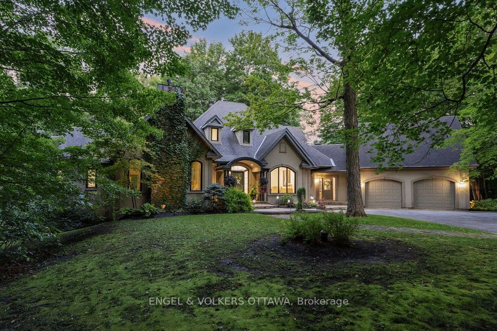 1412 HOUSTON Crescent, Kanata