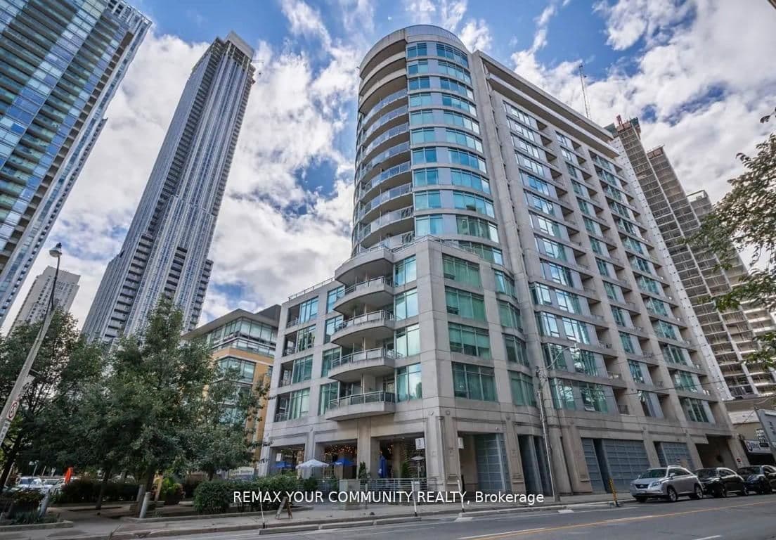 8 Scollard Street Unit 606, Toronto C02