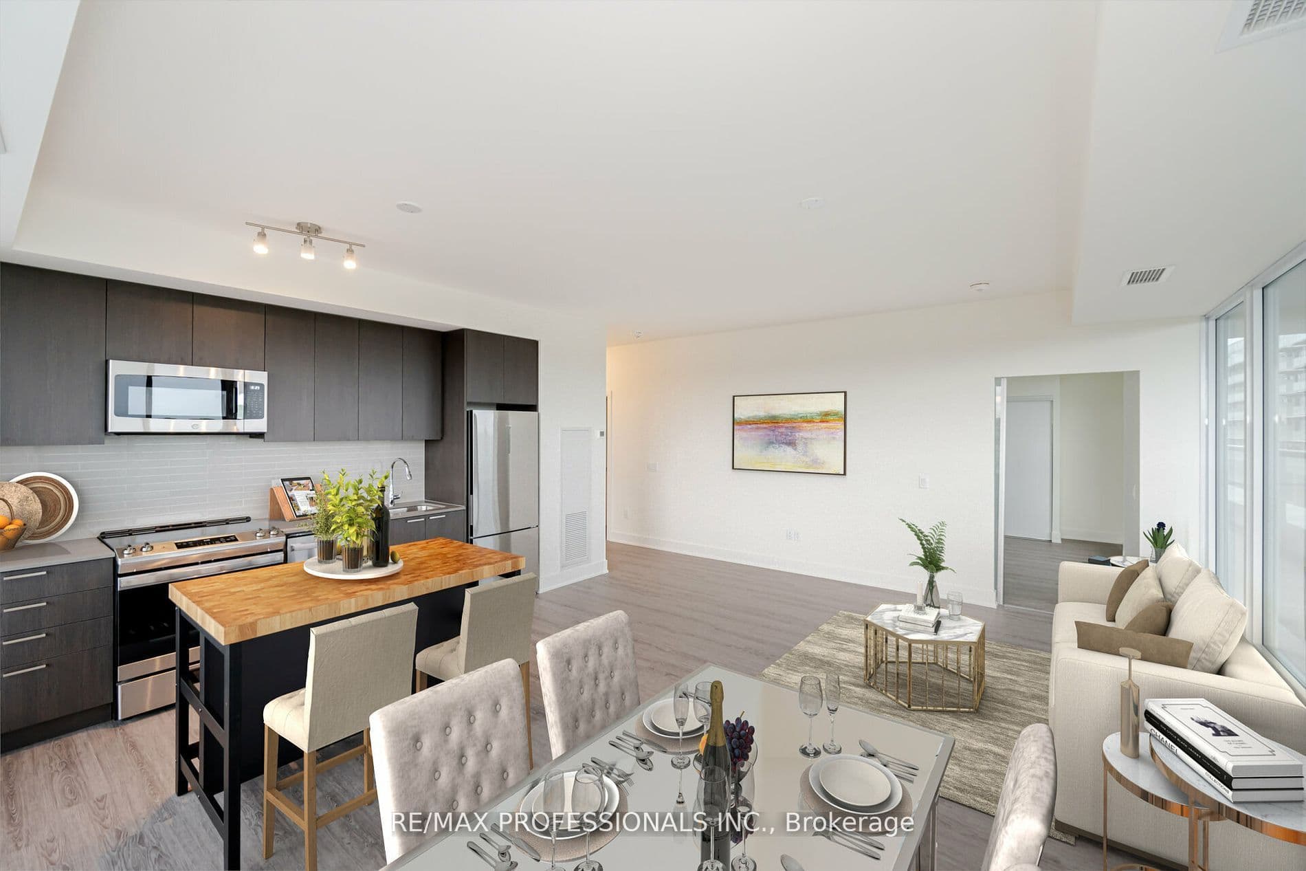 185 Deerfield Road Unit 504, Newmarket