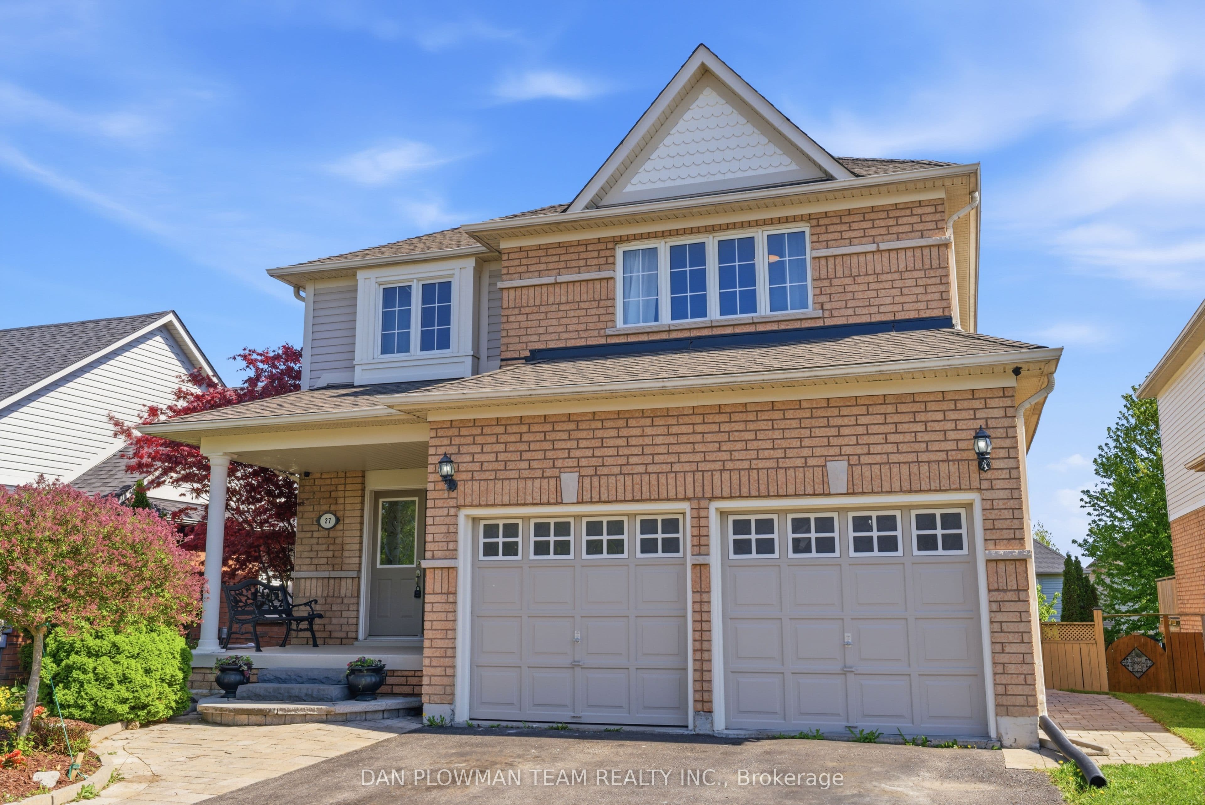 27 Hockley Avenue, Clarington
