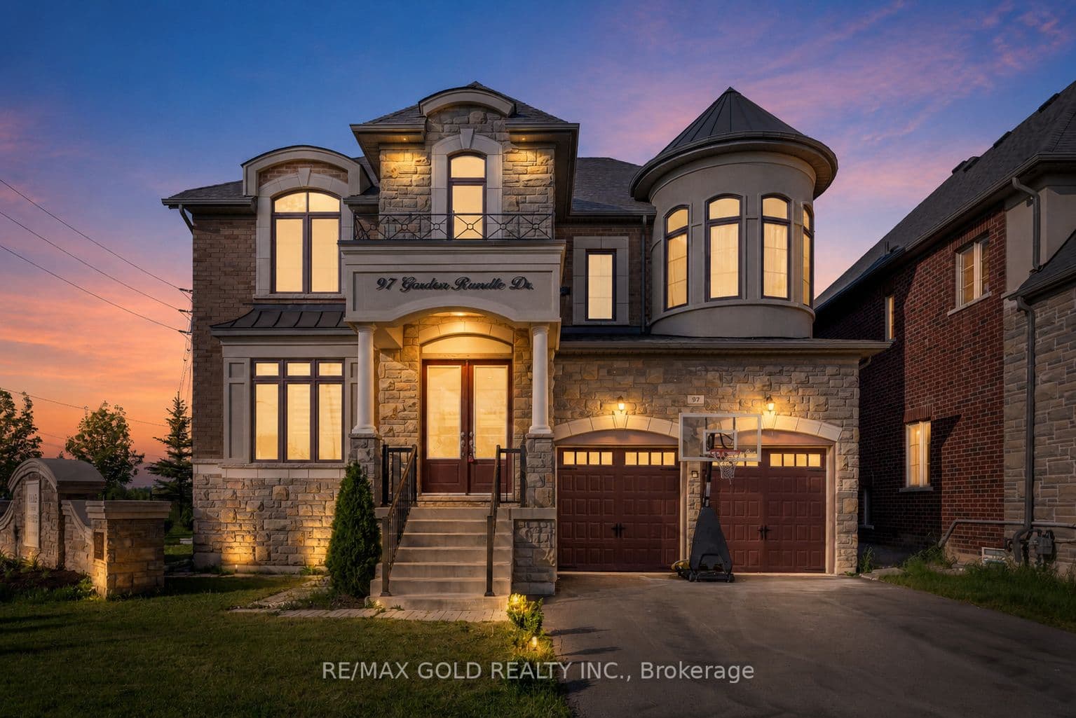 97 Gordon Randle Drive, Brampton