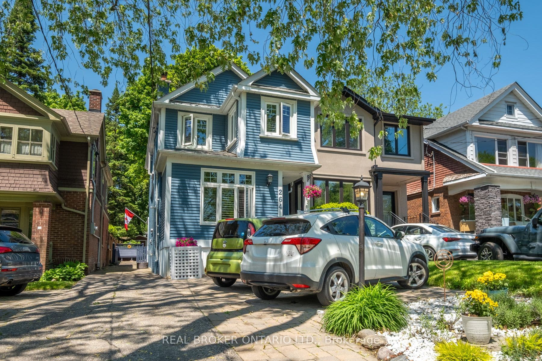 264 Erskine Avenue, Toronto C10