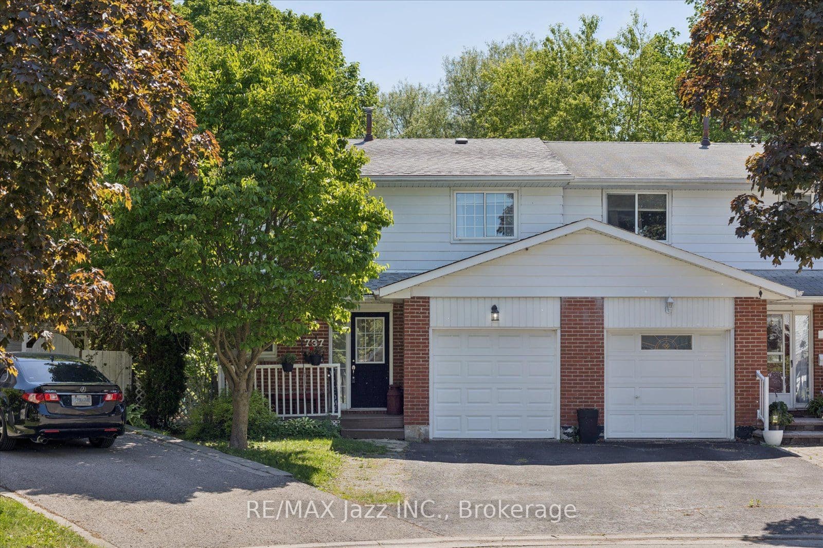 737 Greenoch Court, Oshawa